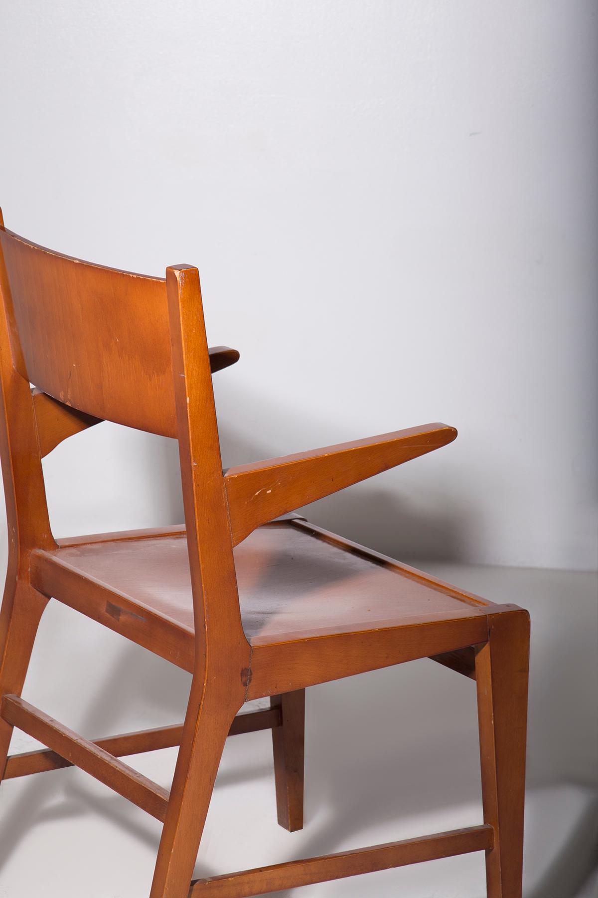 Paire de chaises en bois avec accoudoirs Bon état - En vente à Milano, IT