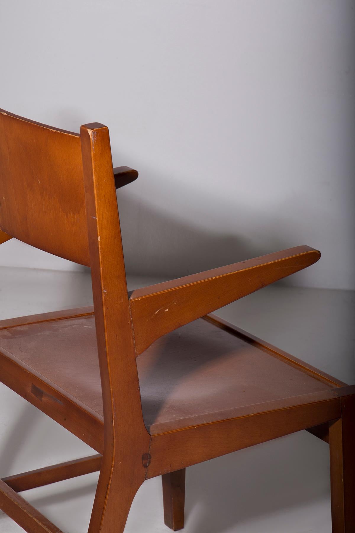 Mid-20th Century Paire de chaises en bois avec accoudoirs en vente