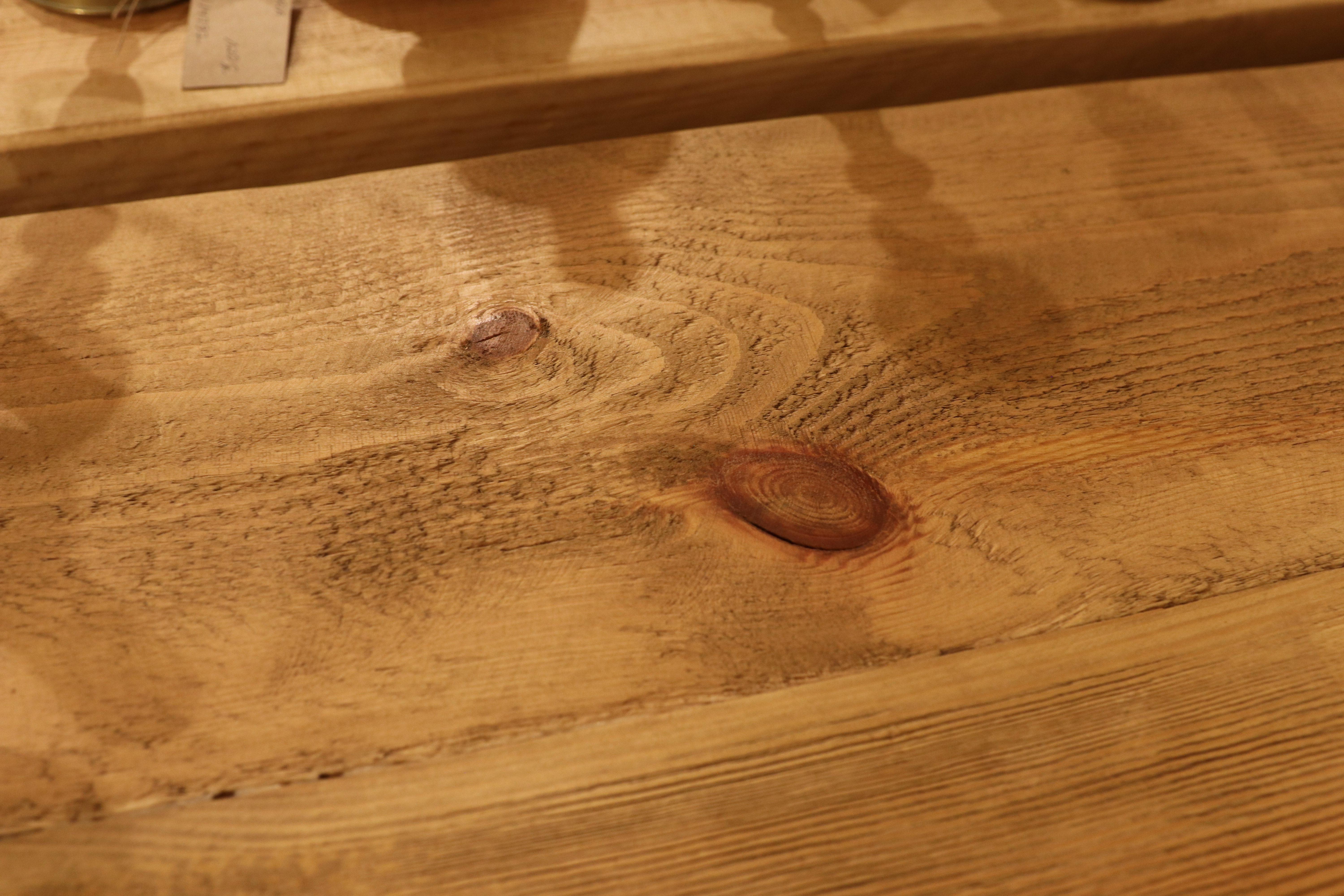 Pair of Wooden Coffee Tables in Natural Color For Sale 4