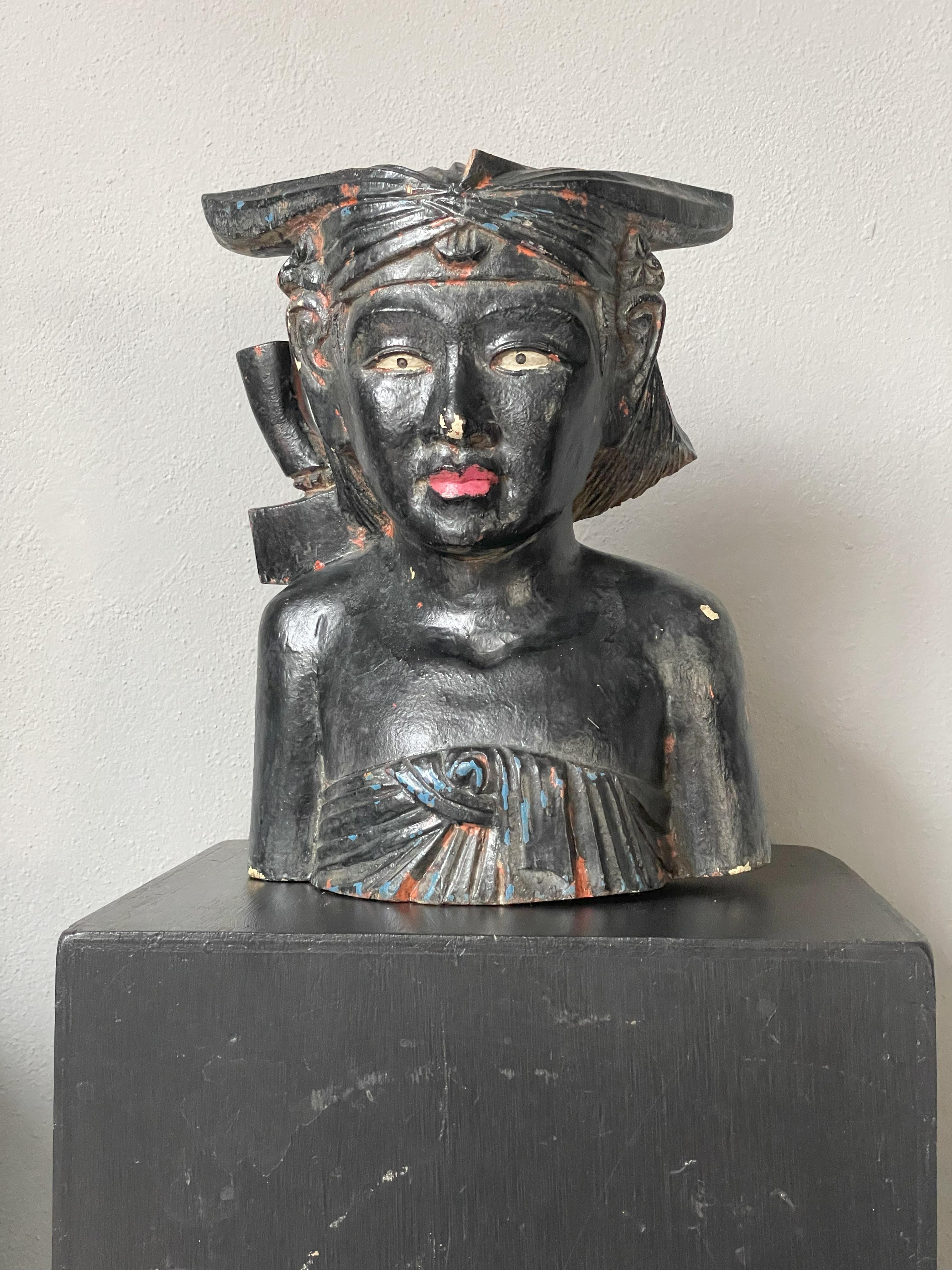 20th Century Pair of Wooden Female Black Sculptures For Sale