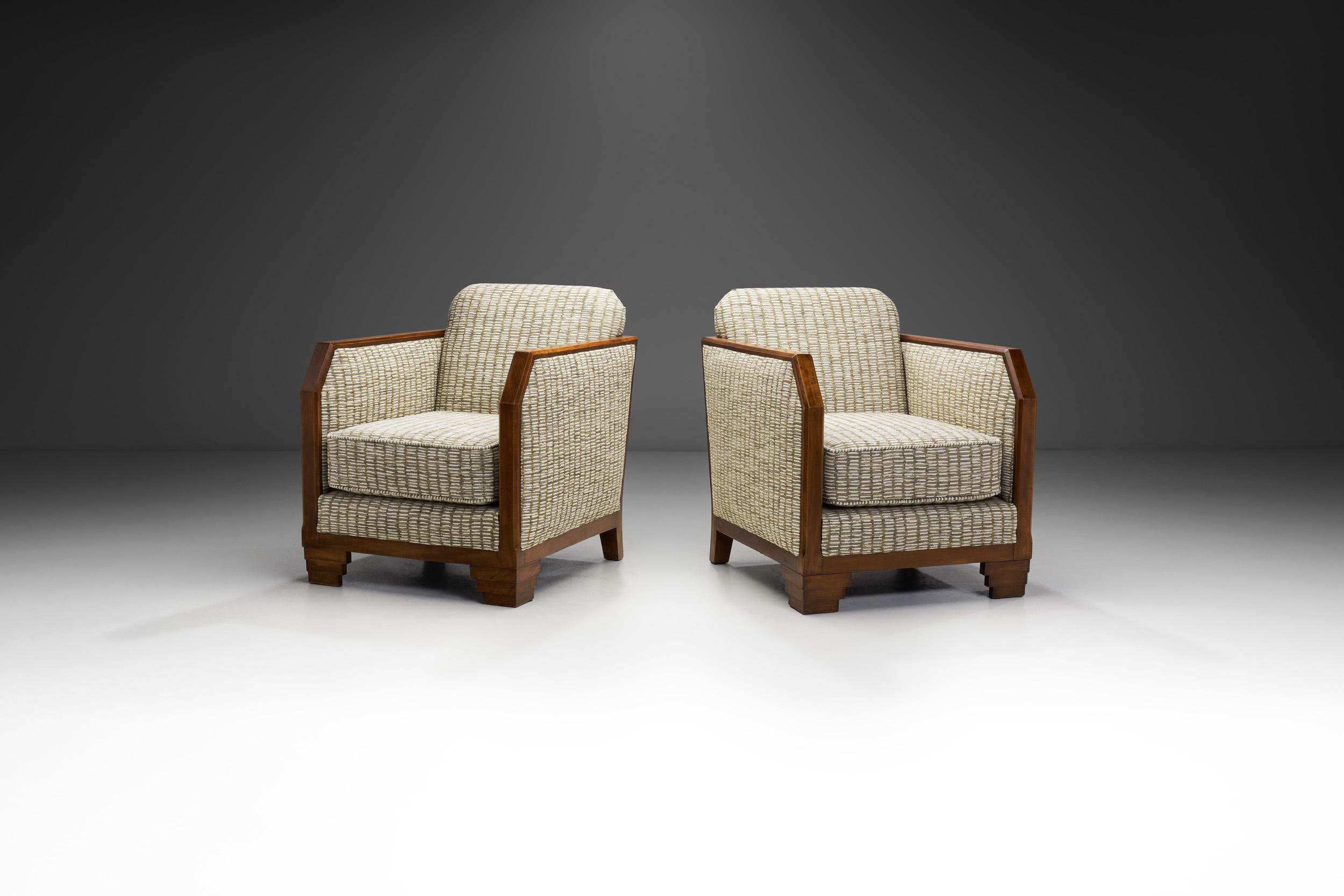 French Pair of Wooden Frame Art Deco Armchairs, France ca 1940s For Sale