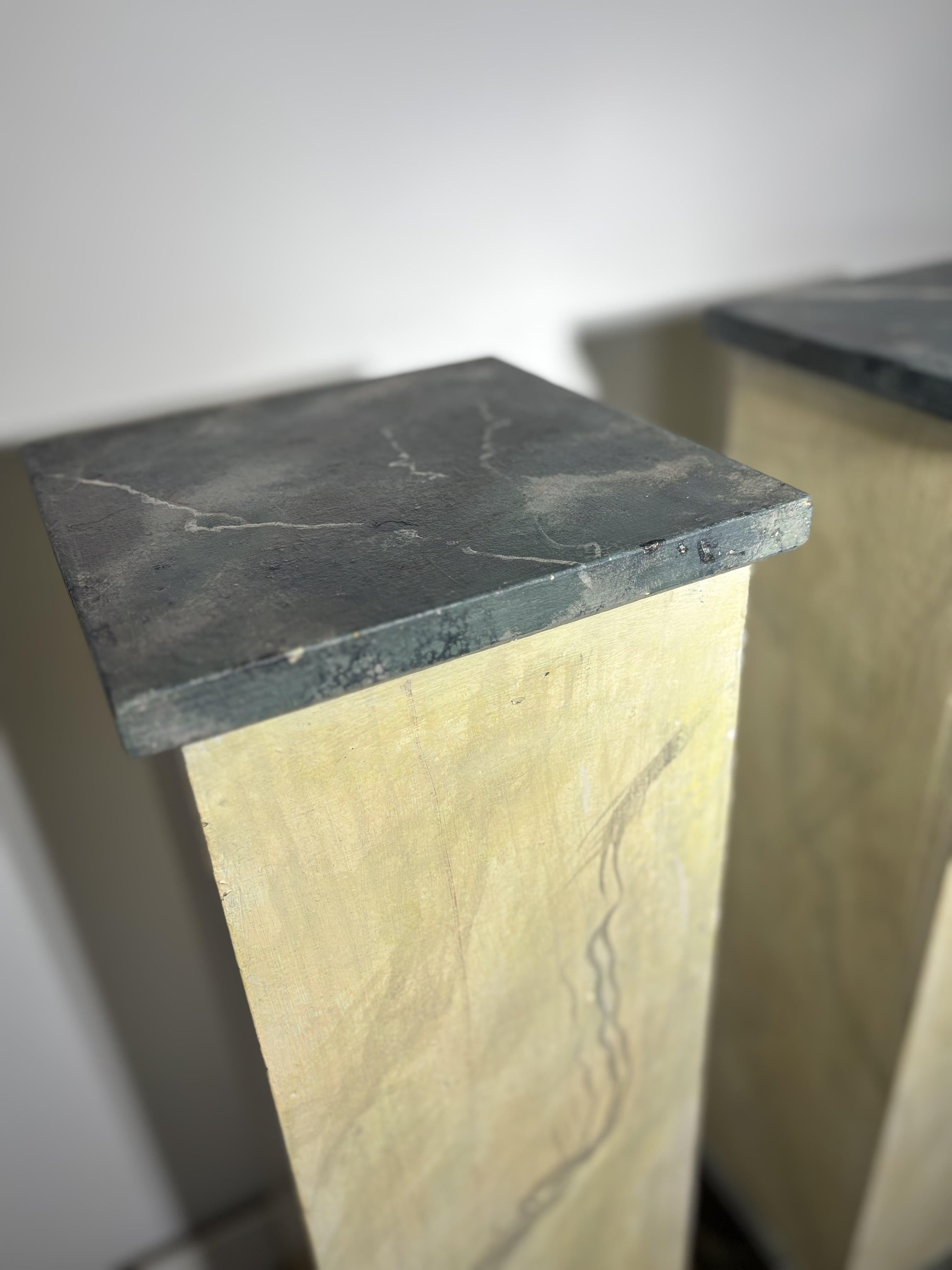 French Pair Of Wooden Pedestal Columns Painted In Trompe-l'oeil Marble - 20th Century For Sale