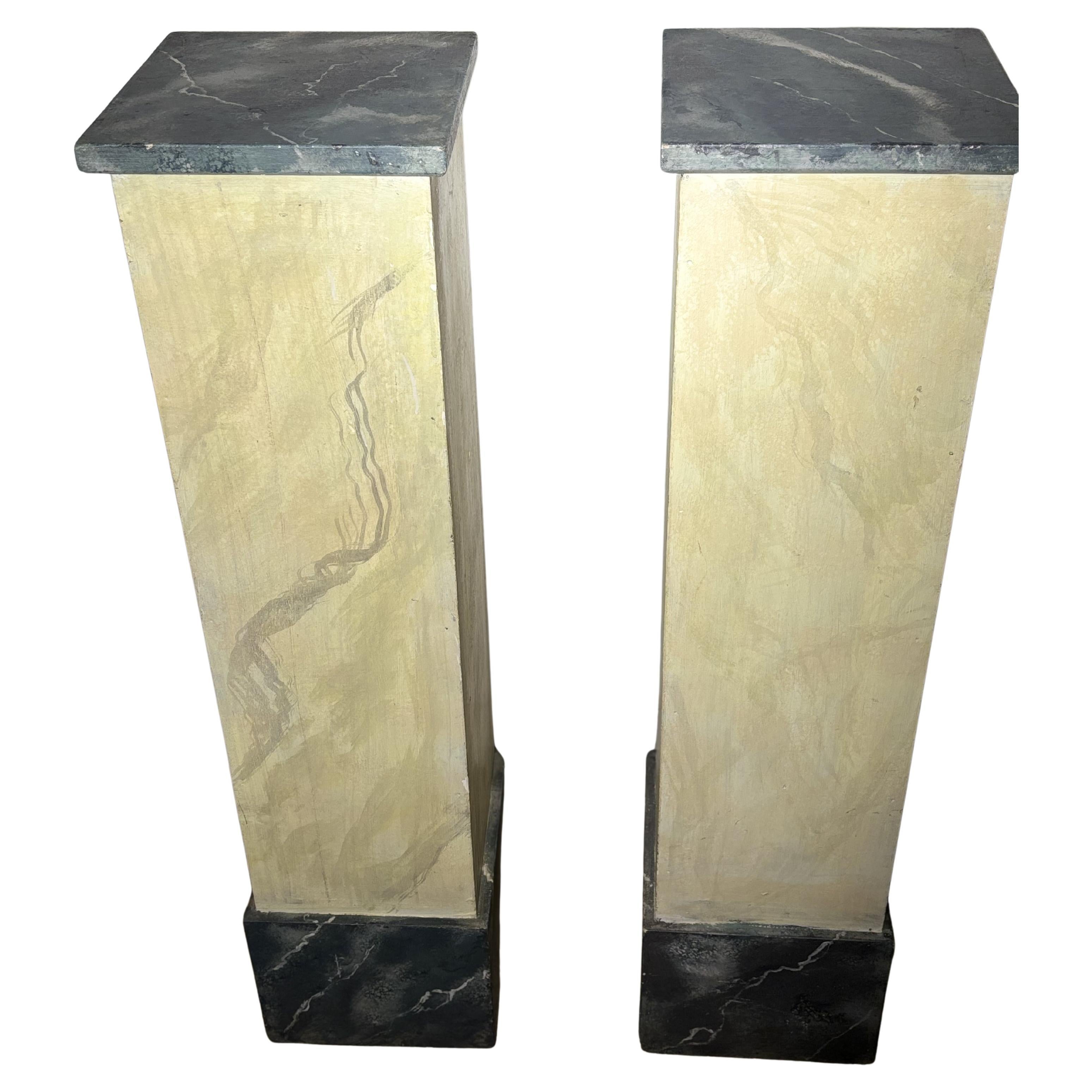 Pair Of Wooden Pedestal Columns Painted In Trompe-l'oeil Marble - 20th Century For Sale