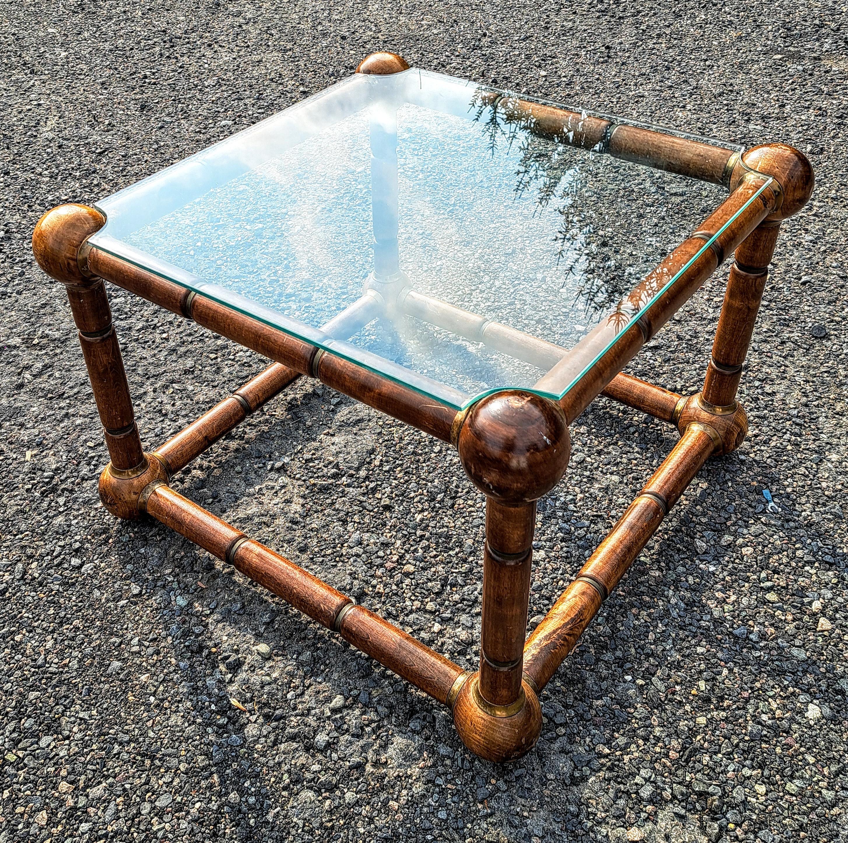 Hollywood Regency Pair of Wooden Side Tables with Brass Accents and Custom Glass Top For Sale