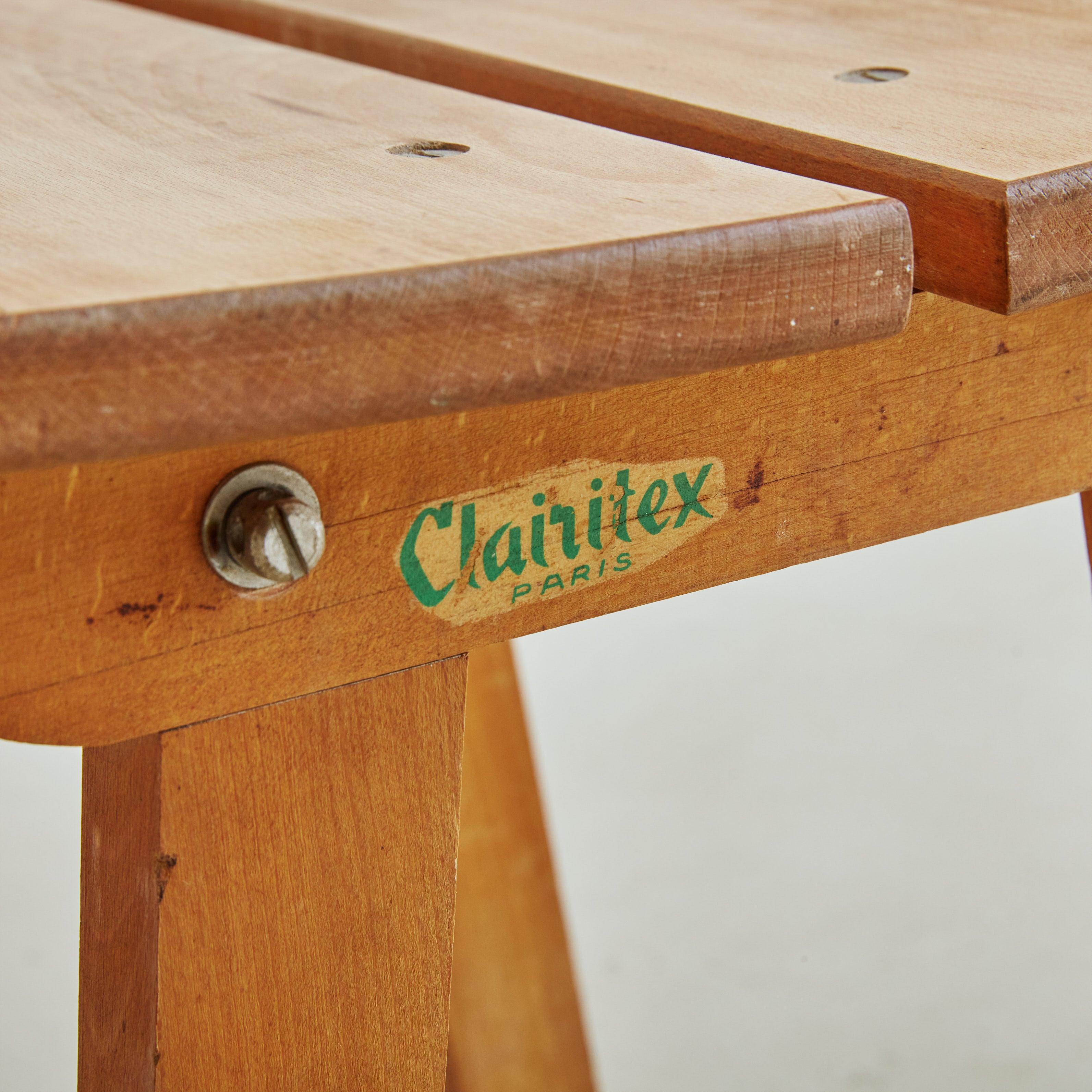 Paar Holzhocker von Clairitex Paris, Frankreich, 1970er Jahre (Moderne der Mitte des Jahrhunderts) im Angebot