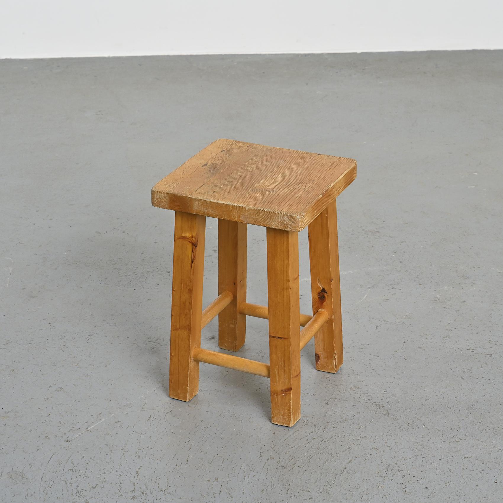French Pair of Wooden Stools from La Pierra Menta, Les Arcs 1979 For Sale
