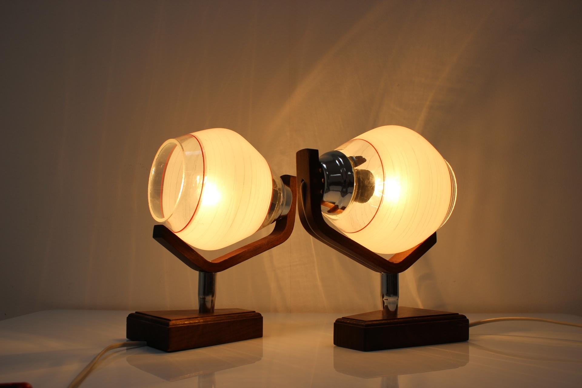 Paar Tisch-/Wandlampen aus Holz, von Dřevo Humpolec, 1940er Jahre, Tschechoslowakei im Angebot 4