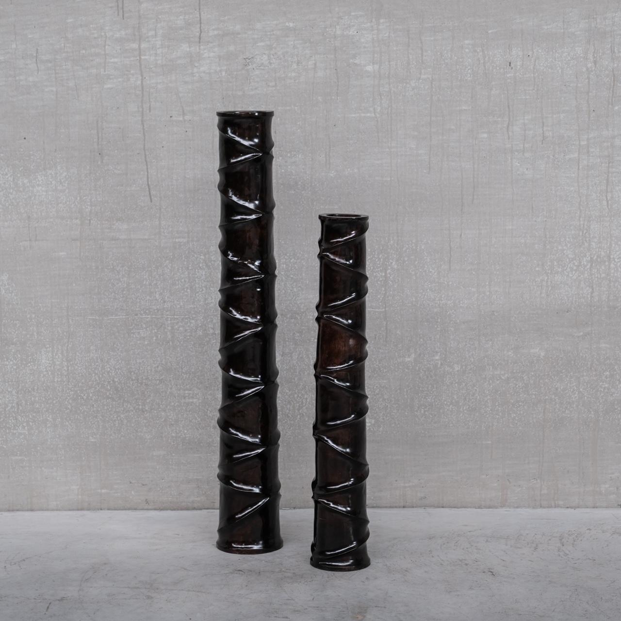 A decorative pair of wooden vases of two different heights. 

France, c1980s. 

Undulated design. 

Sourced with a similar taller model,is listed in another listing. 

Good condition, restored. 

Price is for the pair. 

Taller: 115 H x 19 Diameter