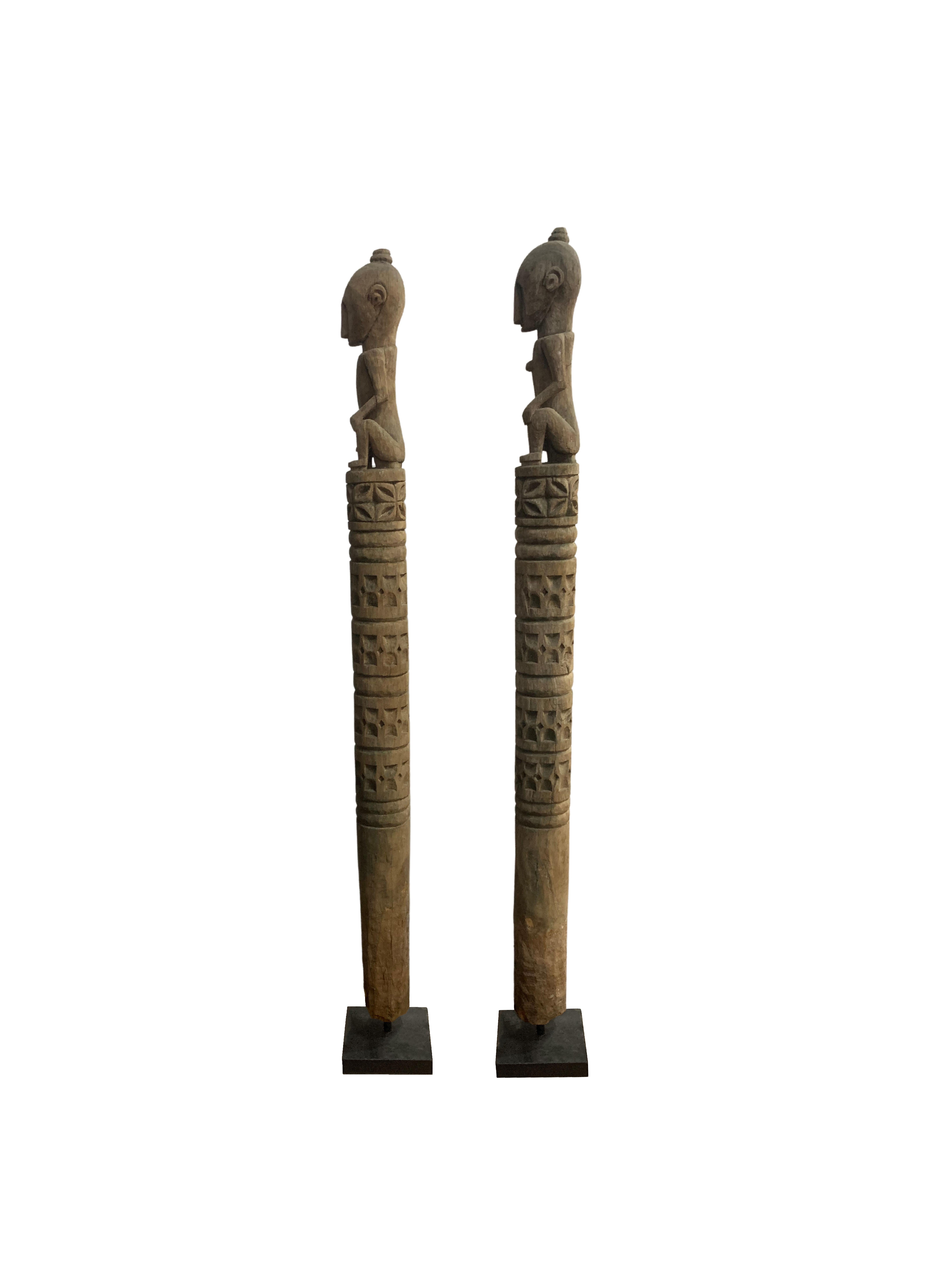 Indonesian Pair of Wooden Tribal Sculpture / Carving of Ancestral Figures, Timor, Indonesia