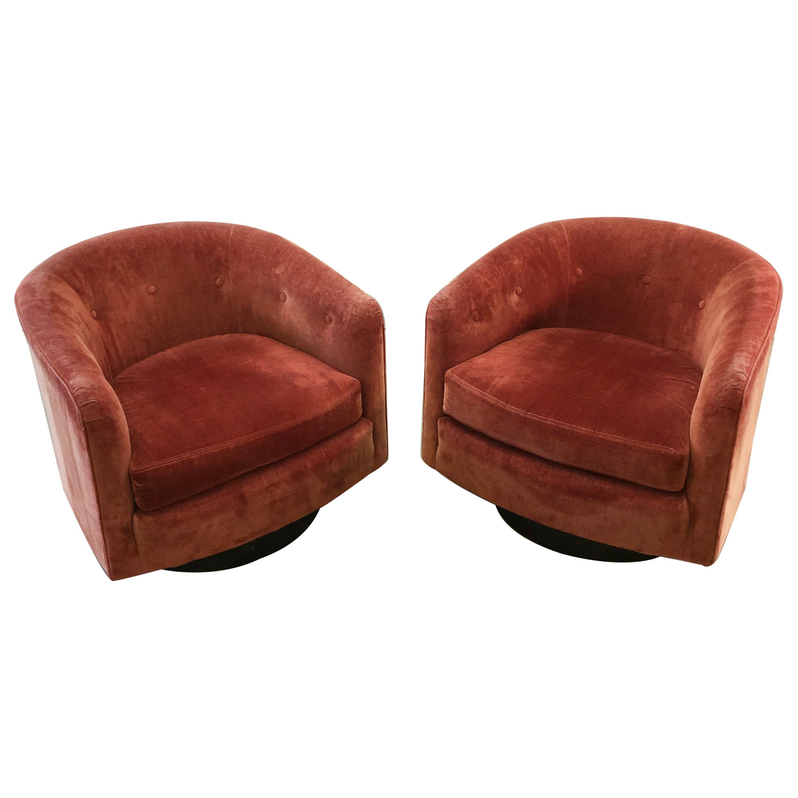 Pair of Woodmark Originals Swivel Chairs Style of Milo Baughman