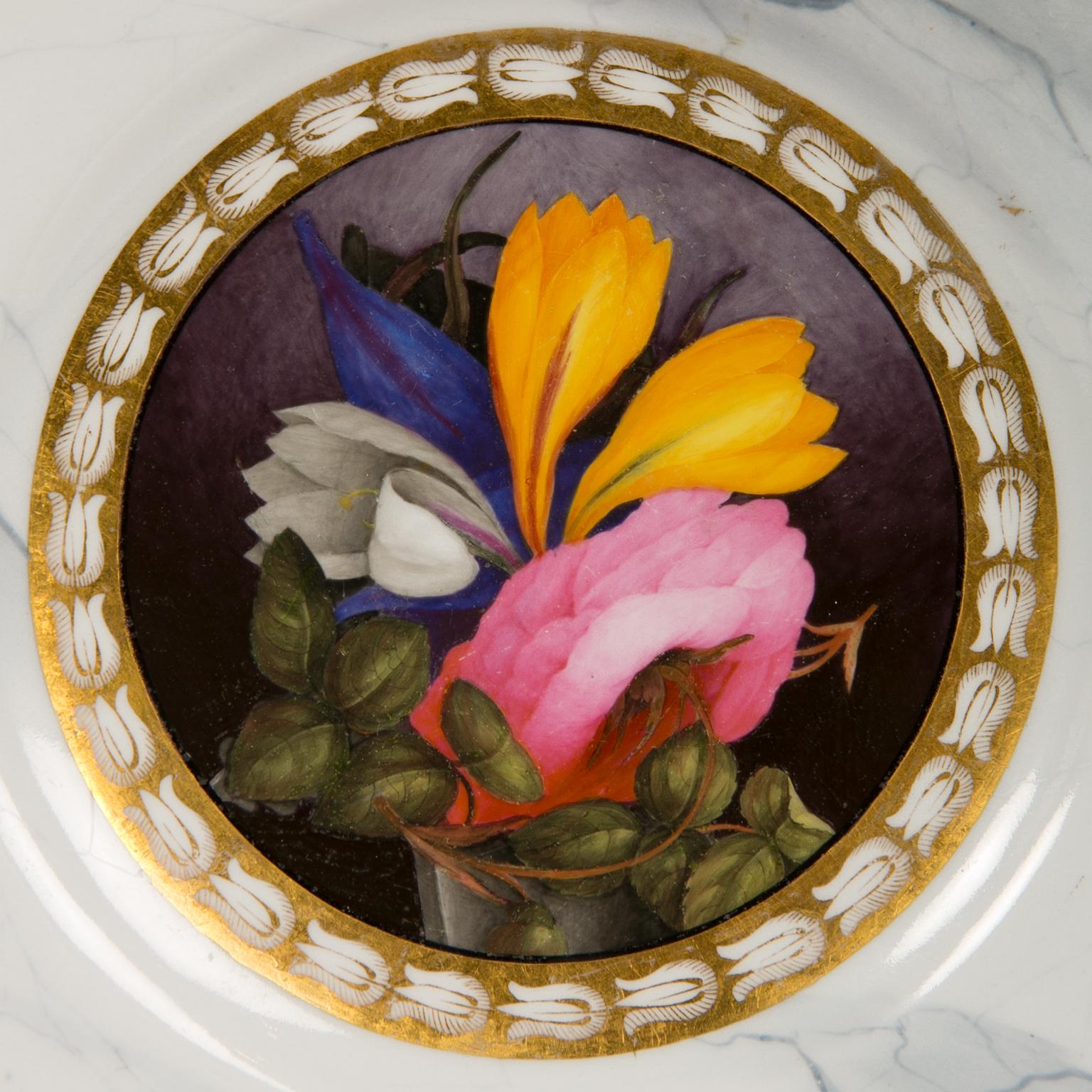 Painted Pair of Worcester Marbled Plates with Flowers Made in England Circa 1810 For Sale