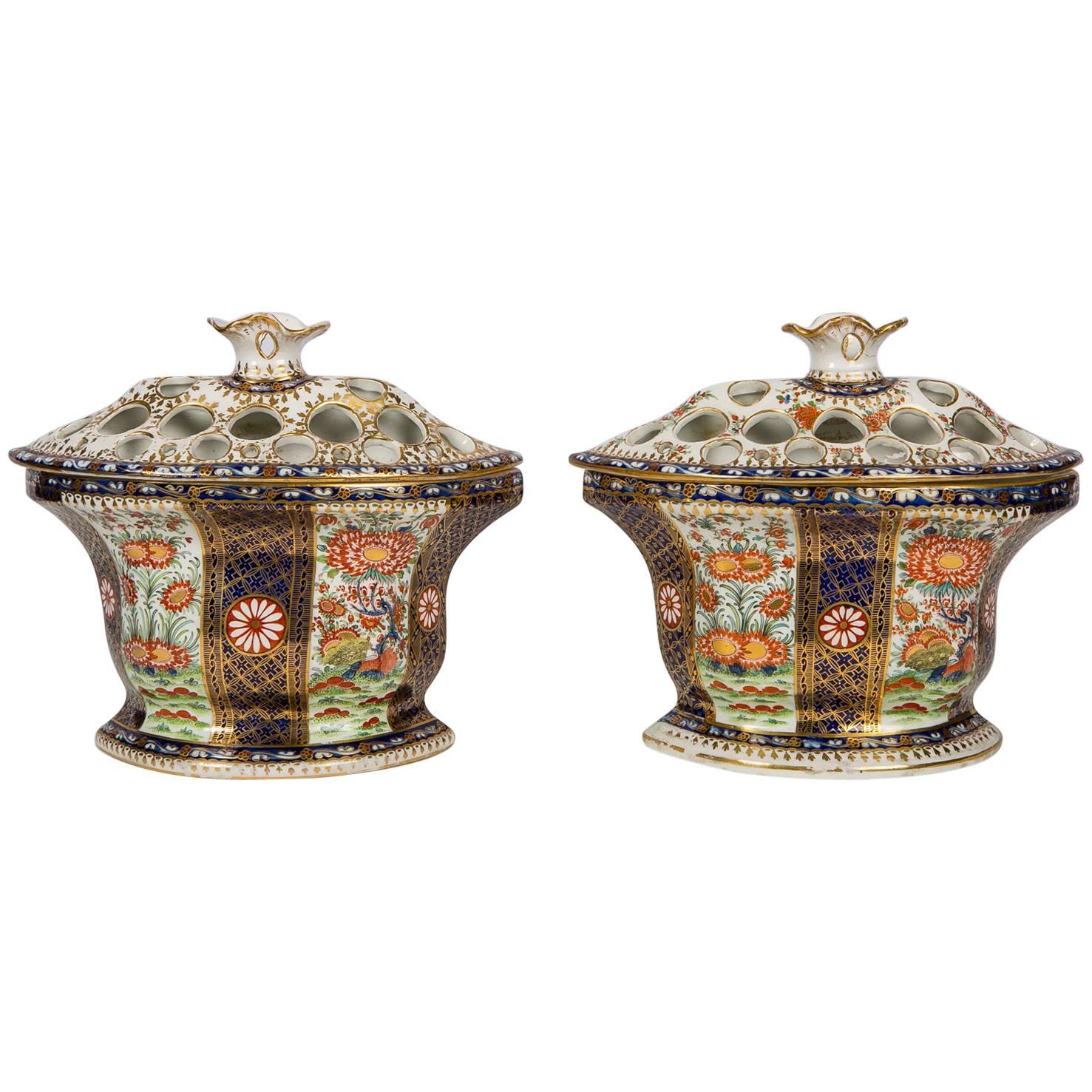Pair Worcester Porcelain Bough Pots in "Rich Queen's" Pattern Made 1786- 1810 
