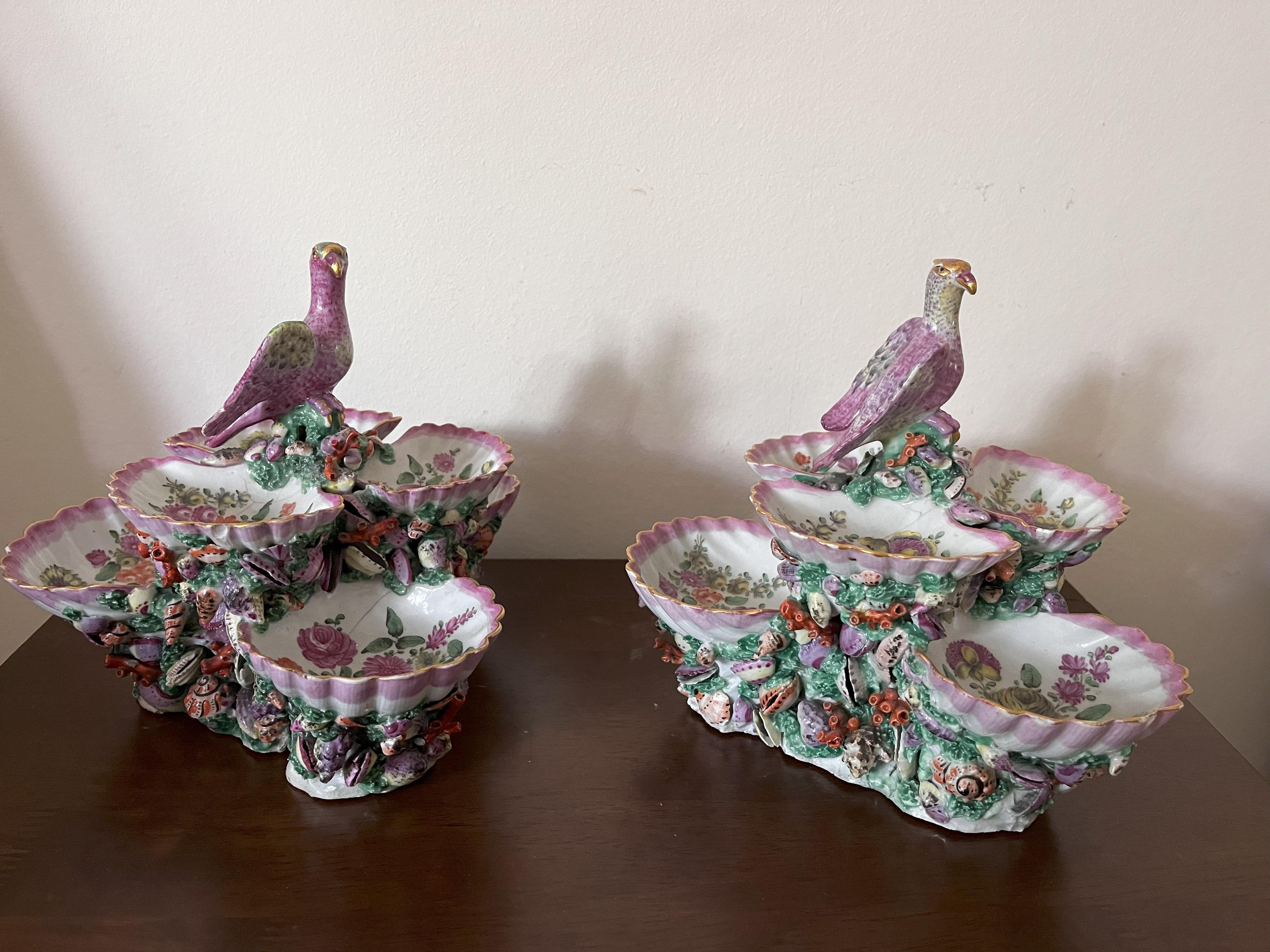 Pair of Worcester Porcelain Shell Centrepieces For Sale 1