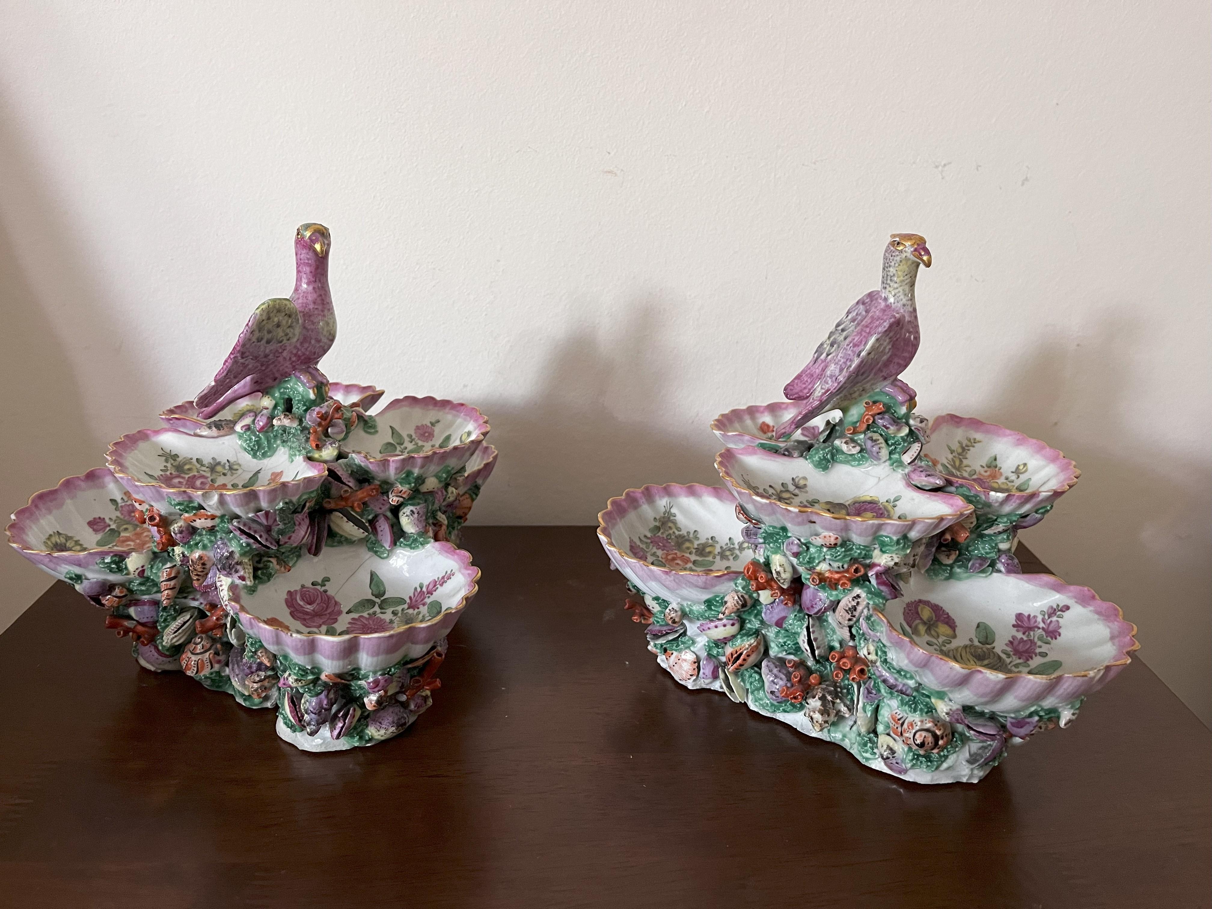 Pair of Worcester Porcelain Shell Centrepieces For Sale 2
