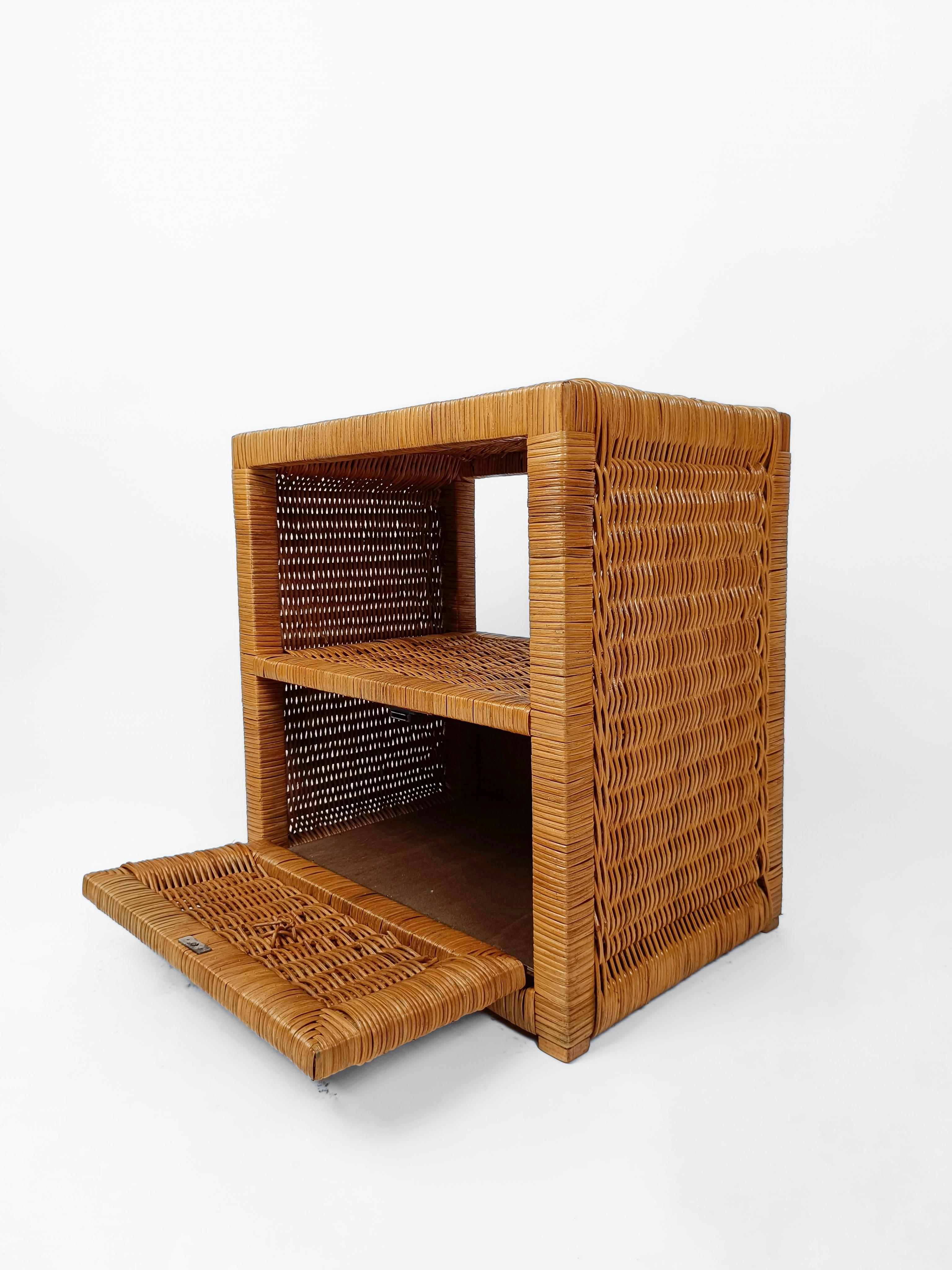 Late 20th Century Pair of Woven Rattan and Wicker Nightstands / Bedside Tables, Italy 1970s