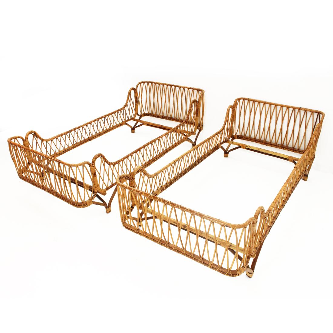 Pair of woven rattan single beds, 1950s In Good Condition In Savona, IT