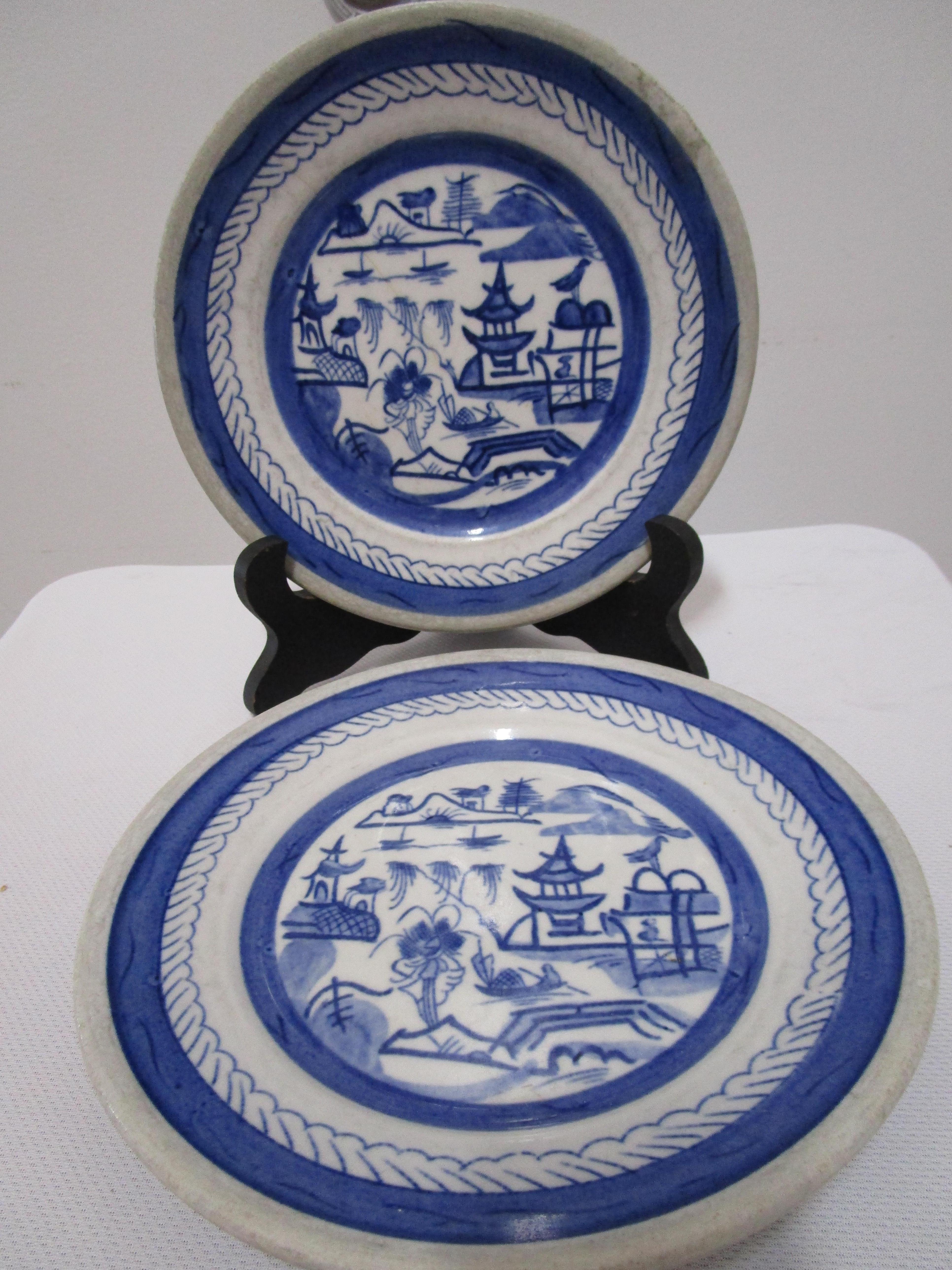 Paire d'assiettes à salade Wright Tynsdale Van Roden bleu Bon état - En vente à Lomita, CA