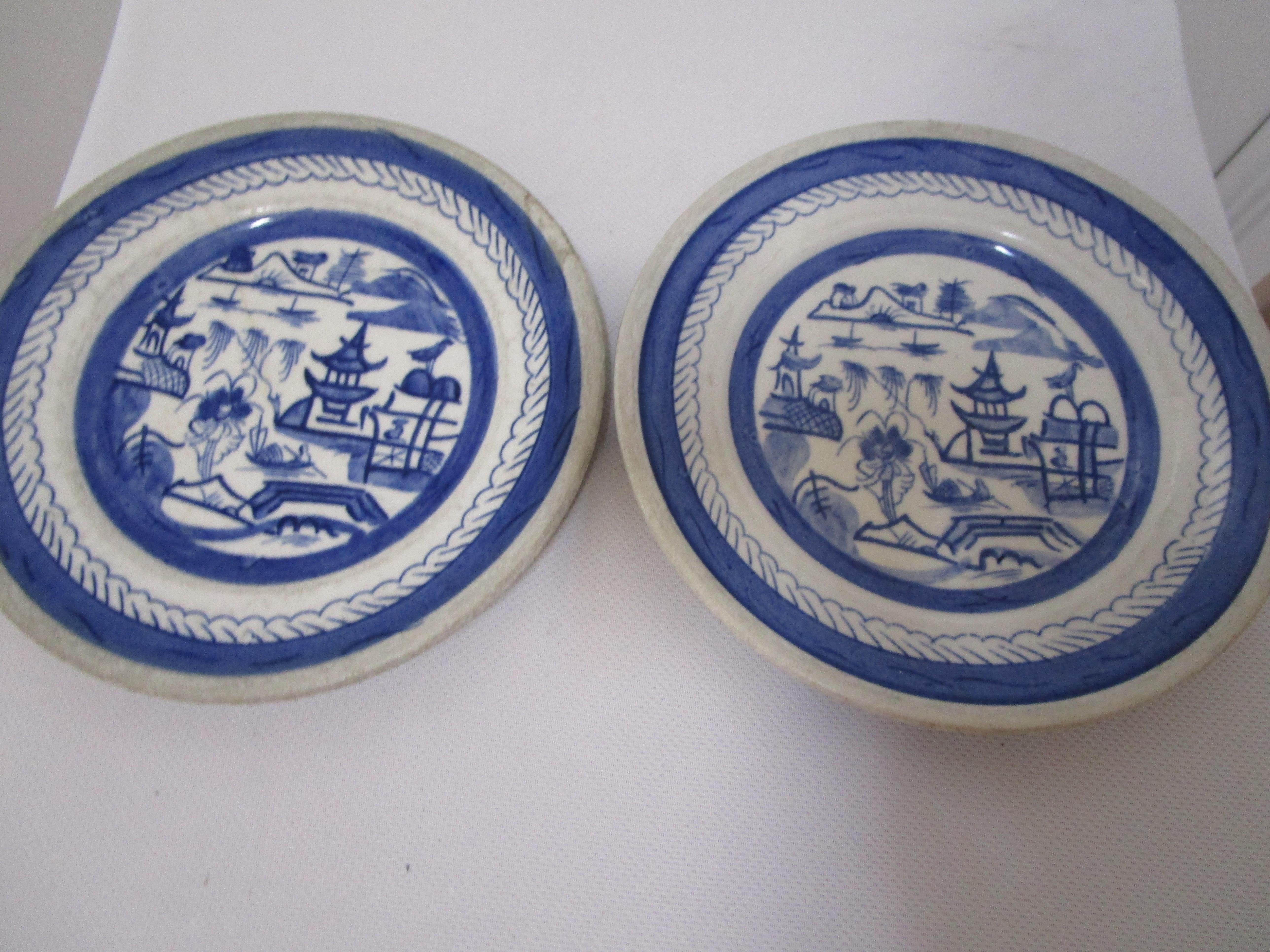 Céramique Paire d'assiettes à salade Wright Tynsdale Van Roden bleu en vente