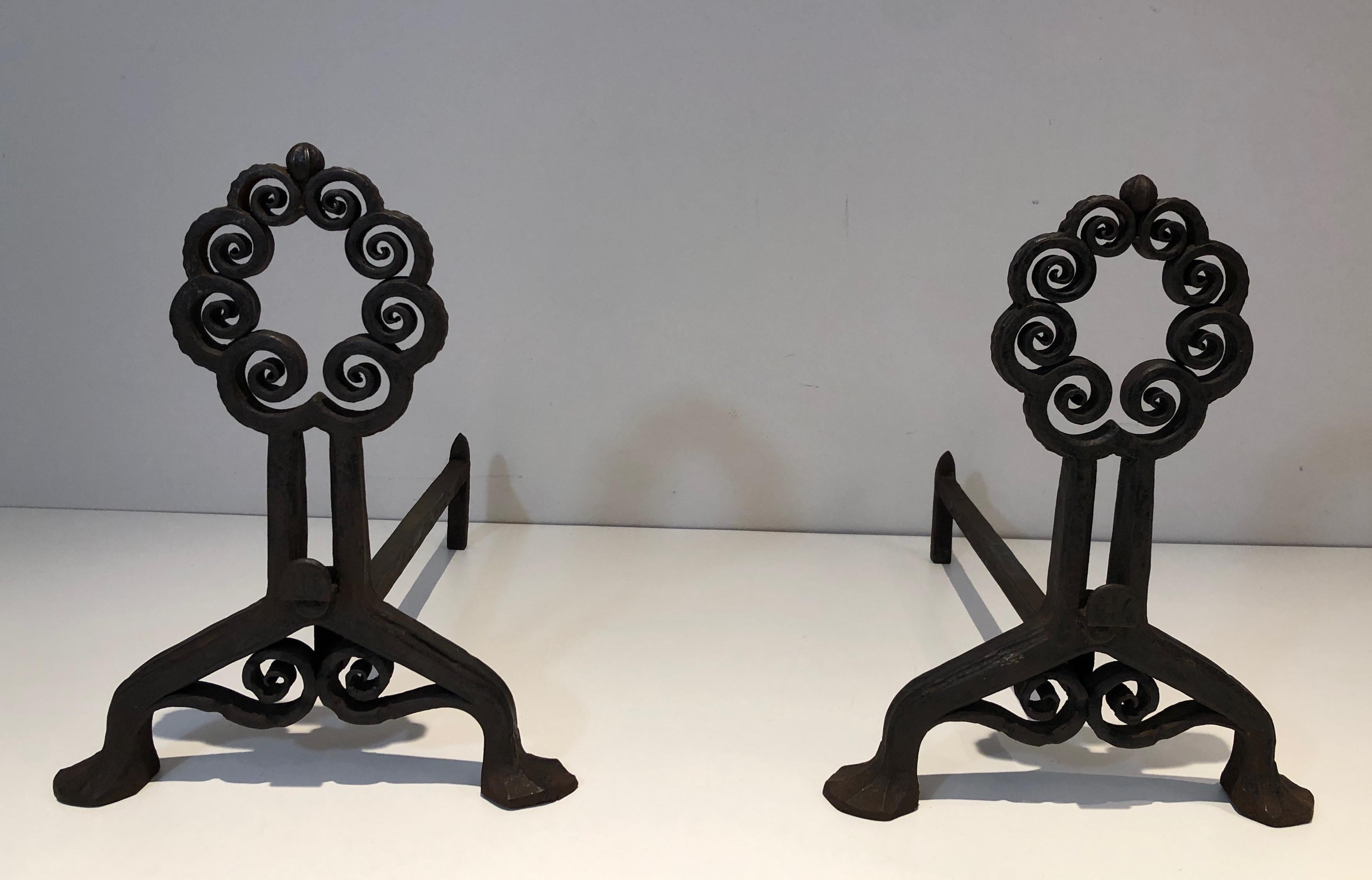 Paire de chenets en fer forgé et Hammer. Art nouveau. Signé Wanner Genneva en vente 8