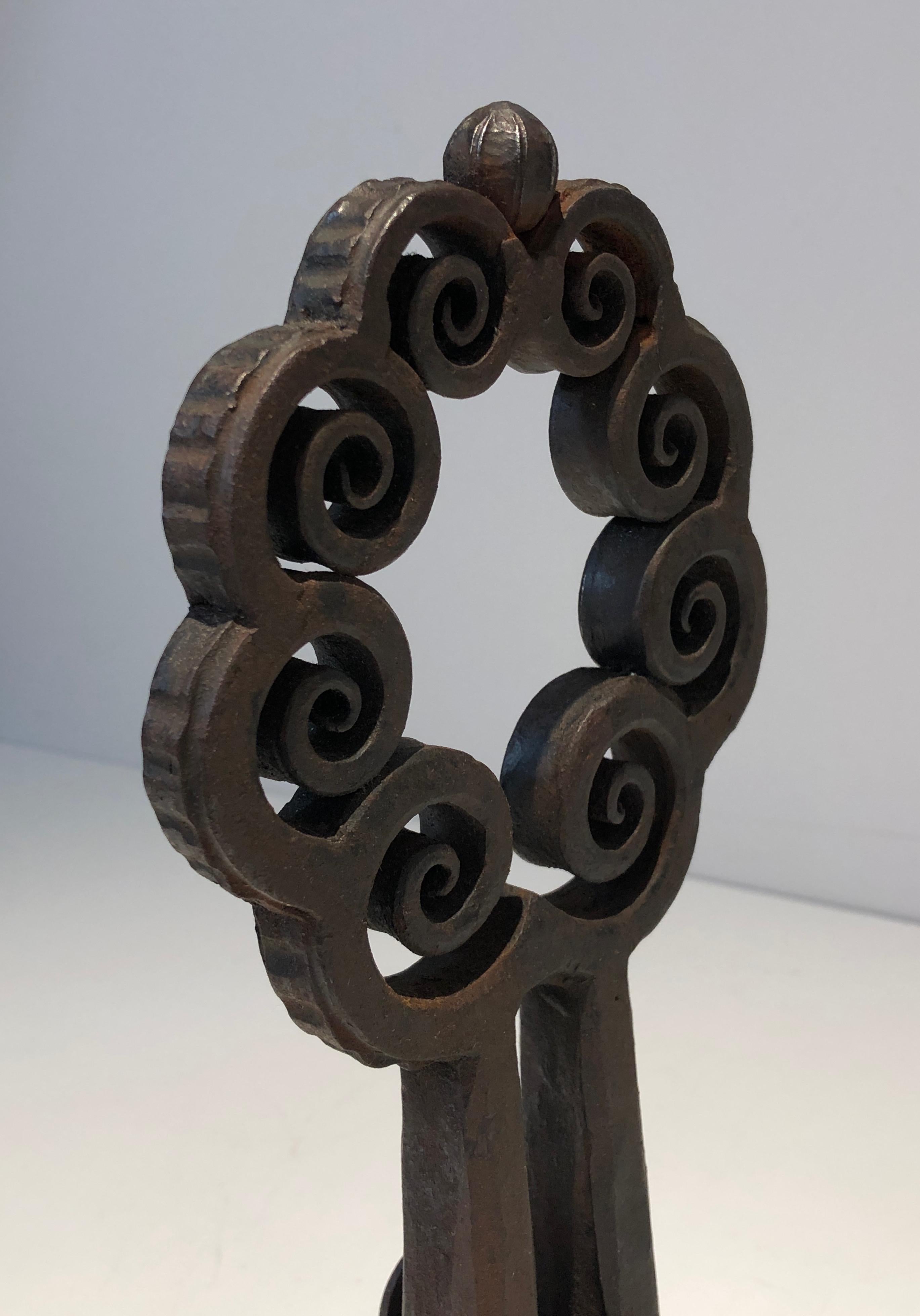 Paire de chenets en fer forgé et Hammer. Art nouveau. Signé Wanner Genneva en vente 9