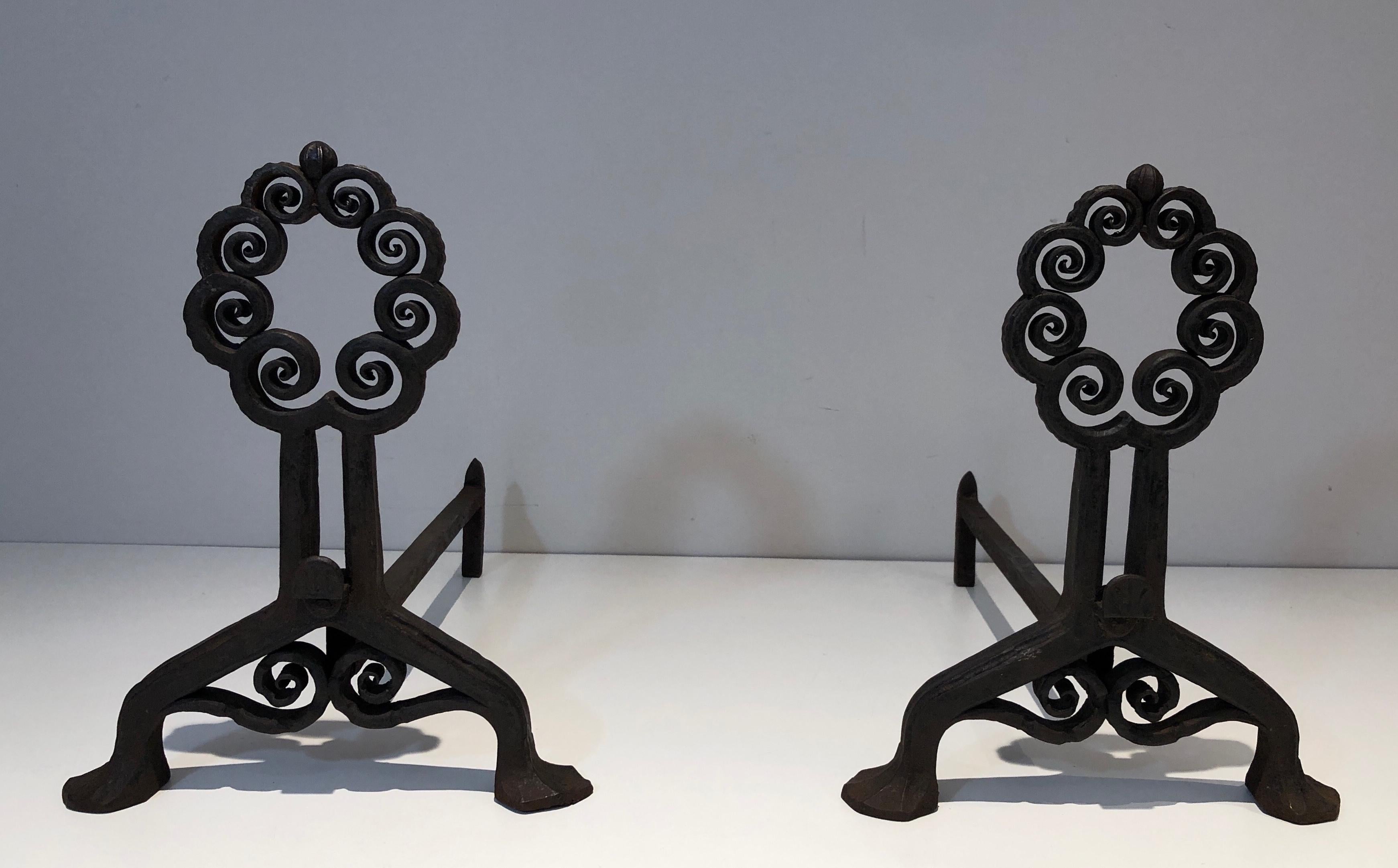 Paire de chenets en fer forgé et Hammer. Art nouveau. Signé Wanner Genneva en vente 15