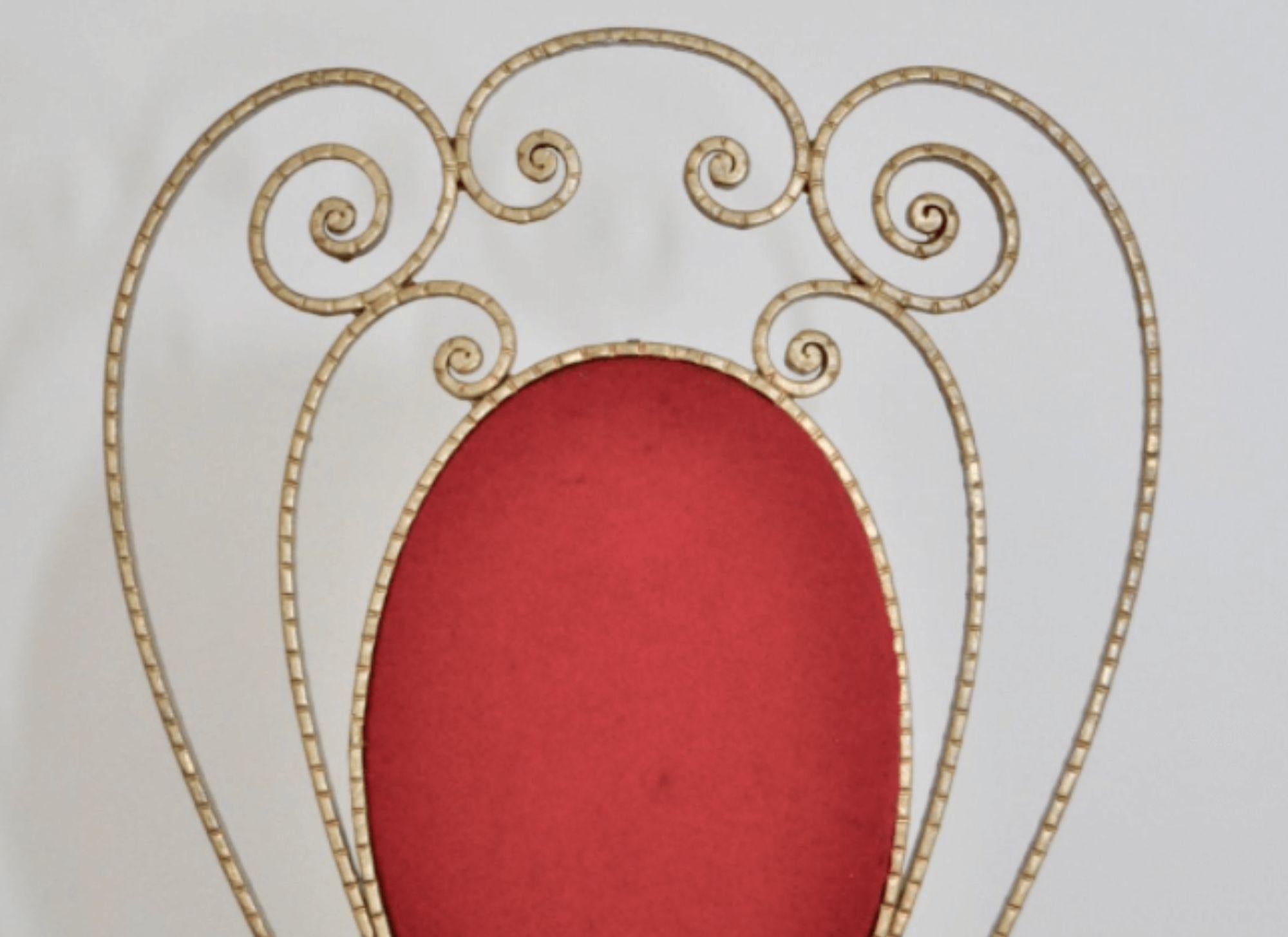 Métal Paire de chaises en fer forgé et en velours, 1970 en vente