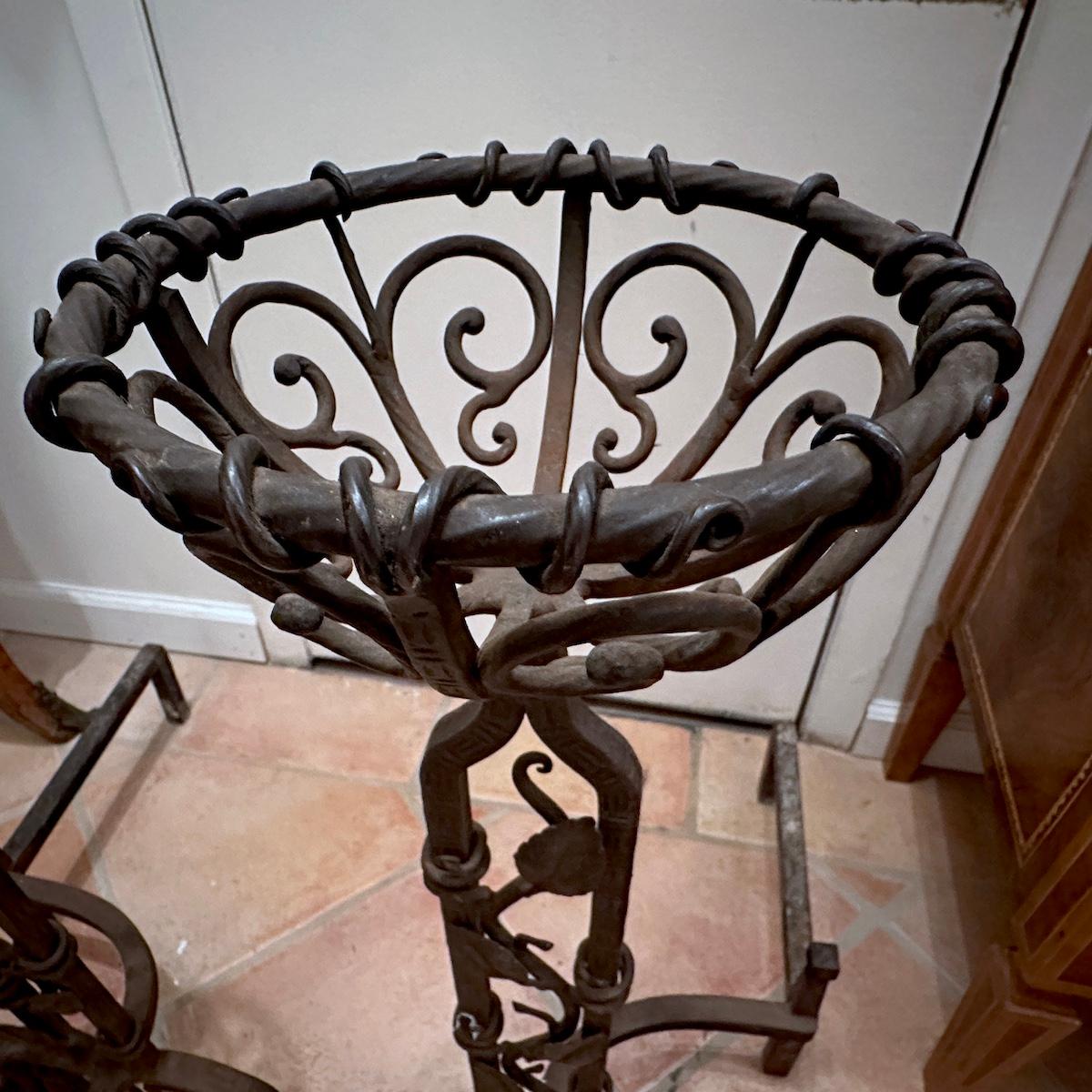 Pair of Wrought Iron Andirons In Good Condition For Sale In New York, NY