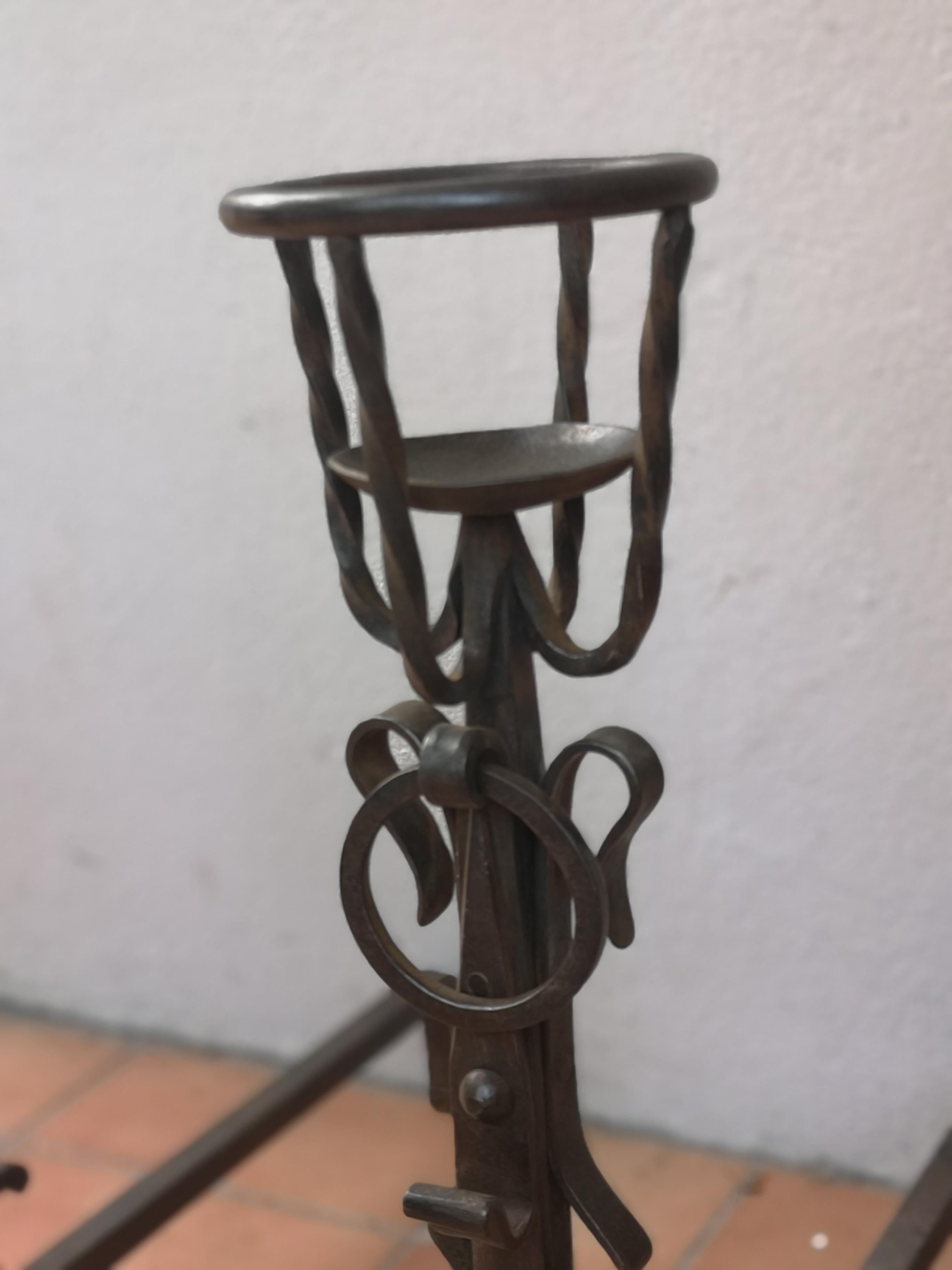 pair of wrought iron andirons In Good Condition For Sale In TARBES, FR