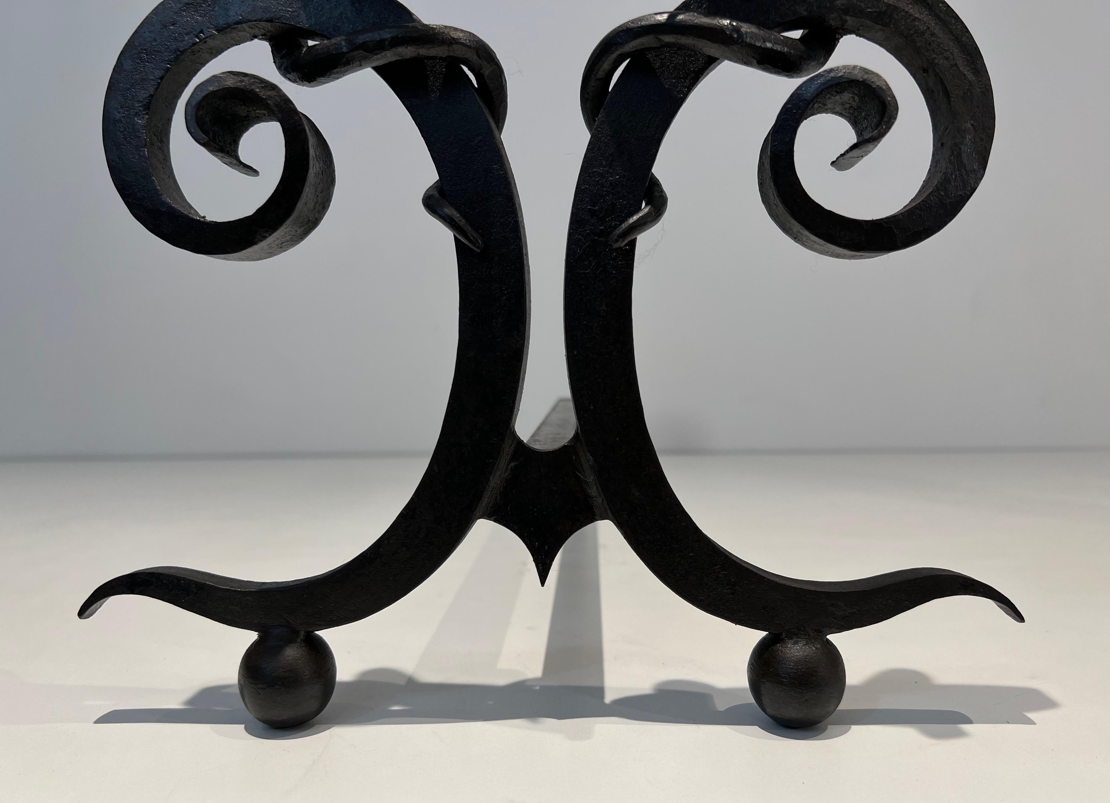 Pair of wrought iron andirons with Snakes in the style of Edgar Brandt For Sale 4