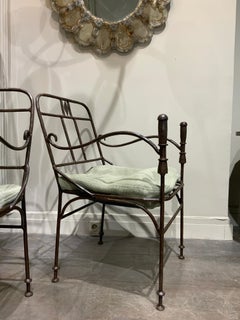 Paire de fauteuils en fer forgé de style Giacometti