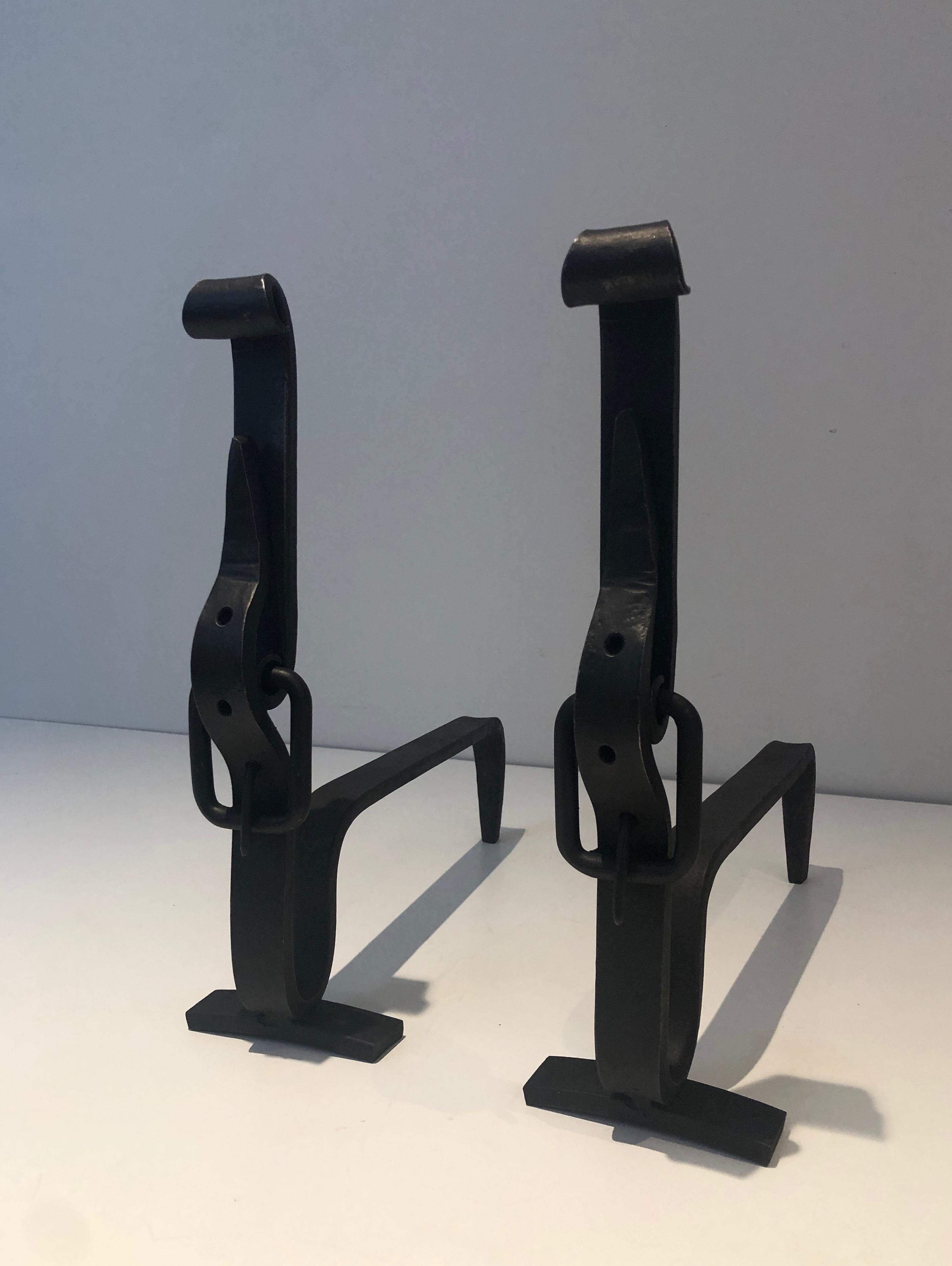 Mid-Century Modern Pair of Wrought Iron Belt Andirons, French Work, circa 1950 For Sale