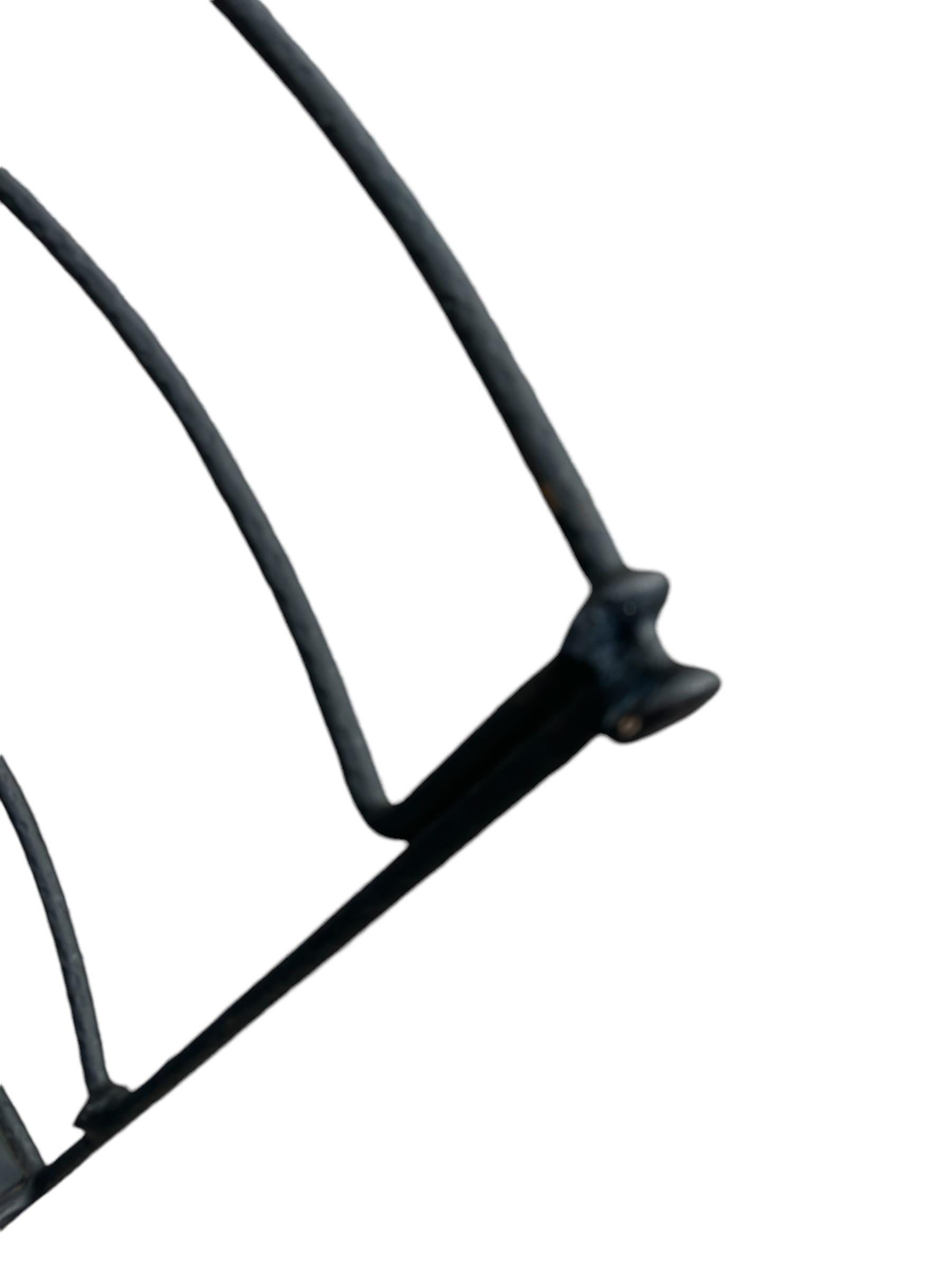 pair of wrought iron chairs by Pierre Basse ( Giacometti's blacksmith ) 8