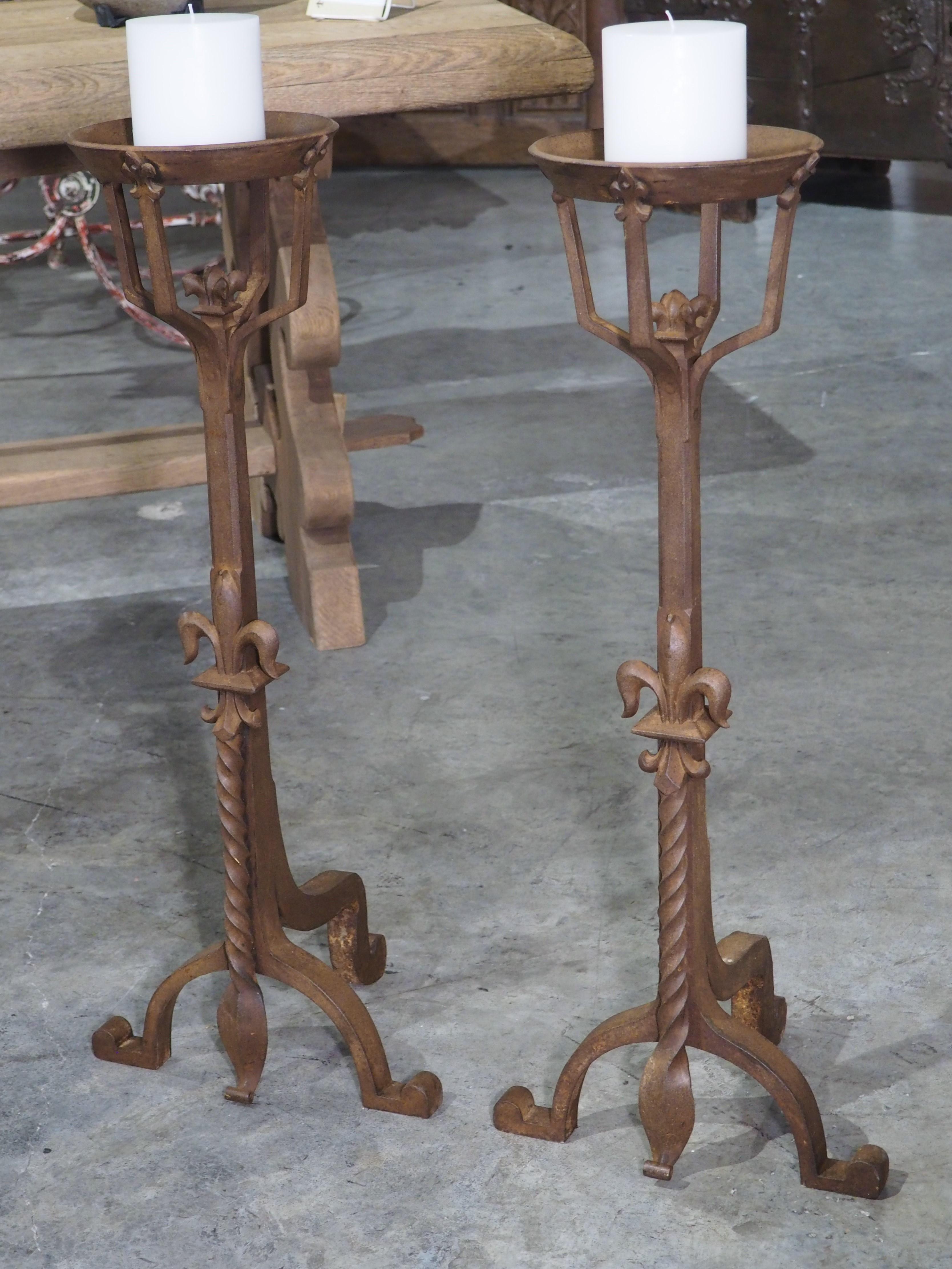 iron floor candle holder