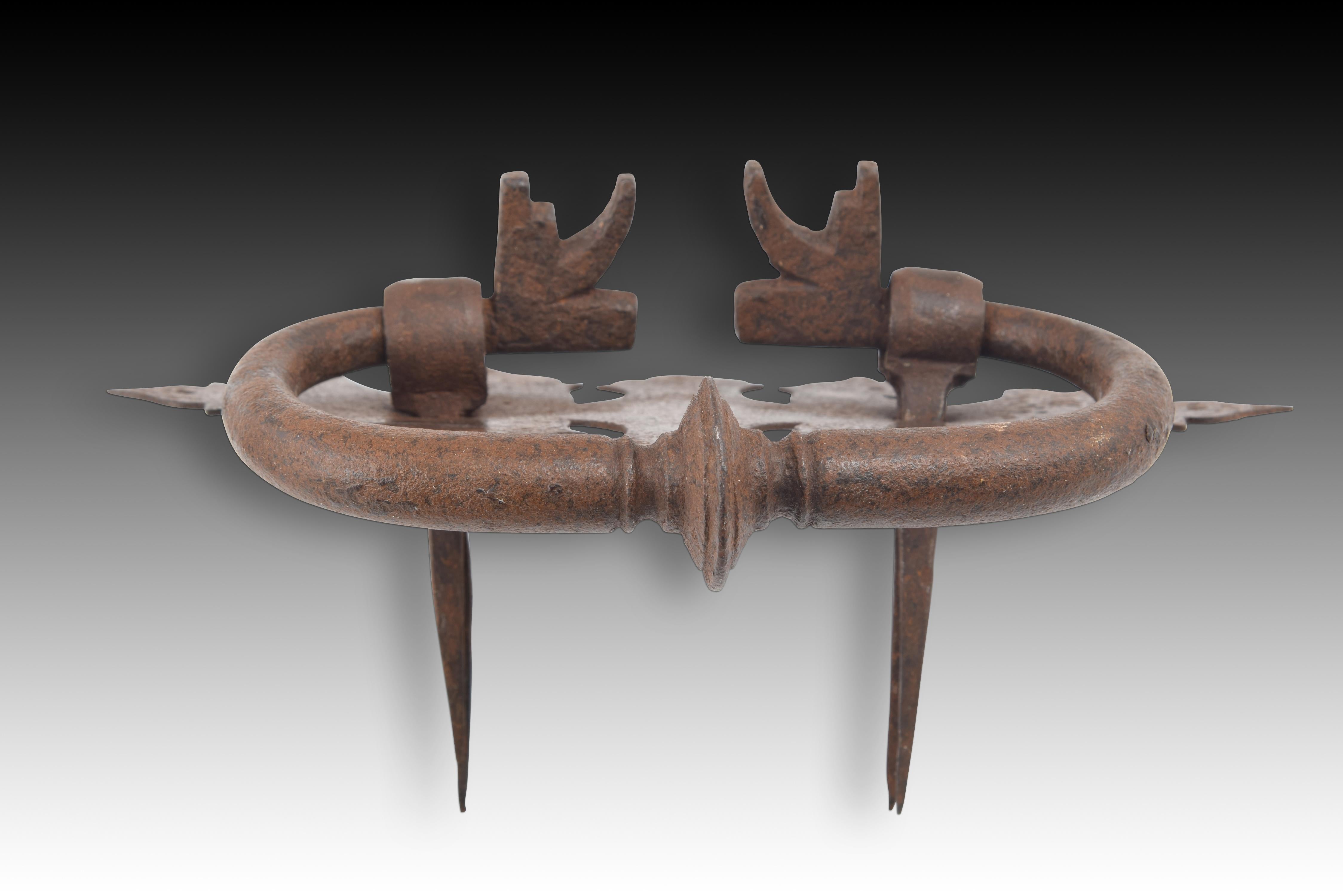 Spanish Pair of Wrought Iron Handles, 20th Century, After Earlier Models For Sale