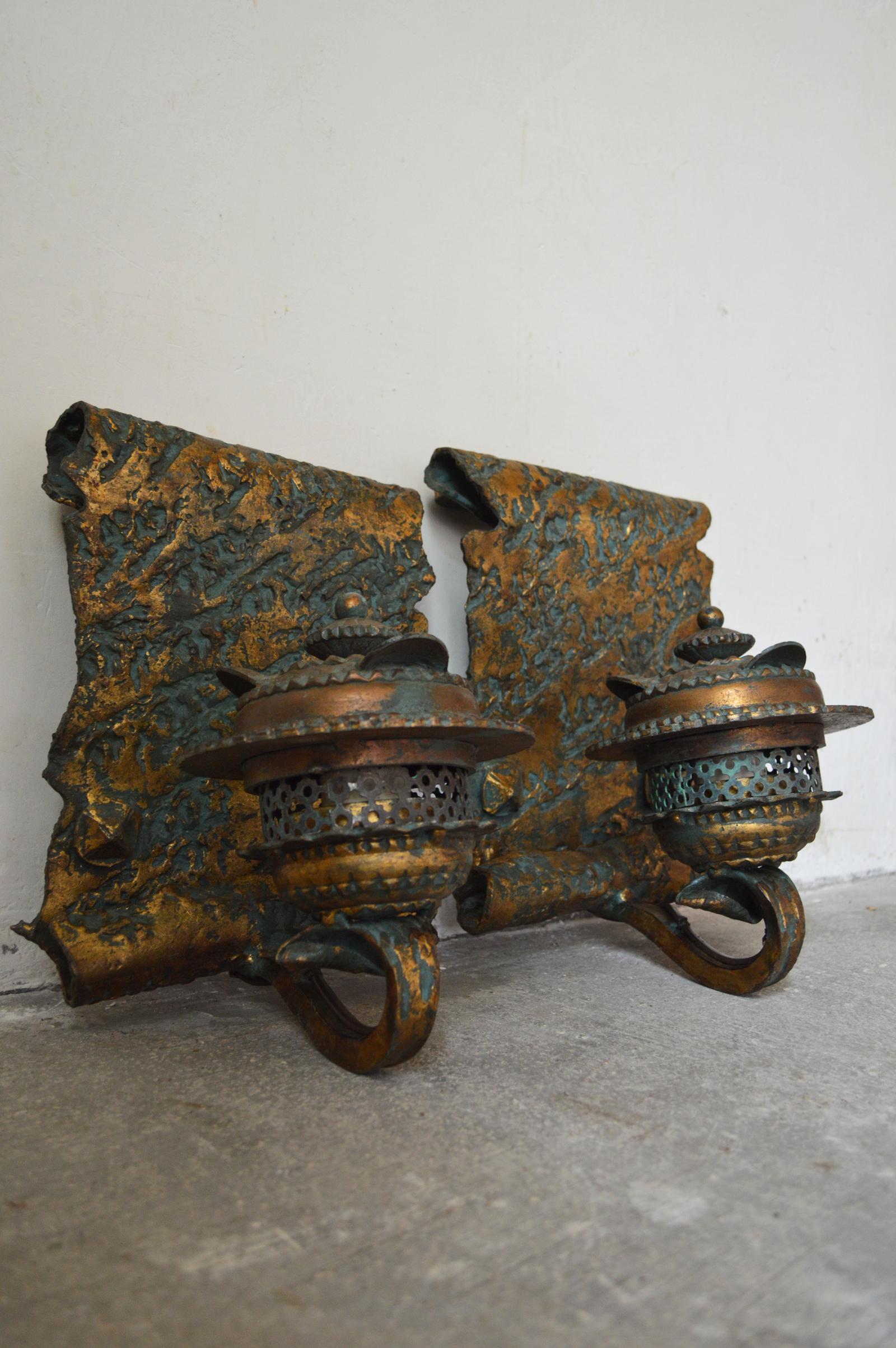 Arts and Crafts Pair of Wrought Iron Lanterns Sconces with Bronze Patina, 1970s For Sale
