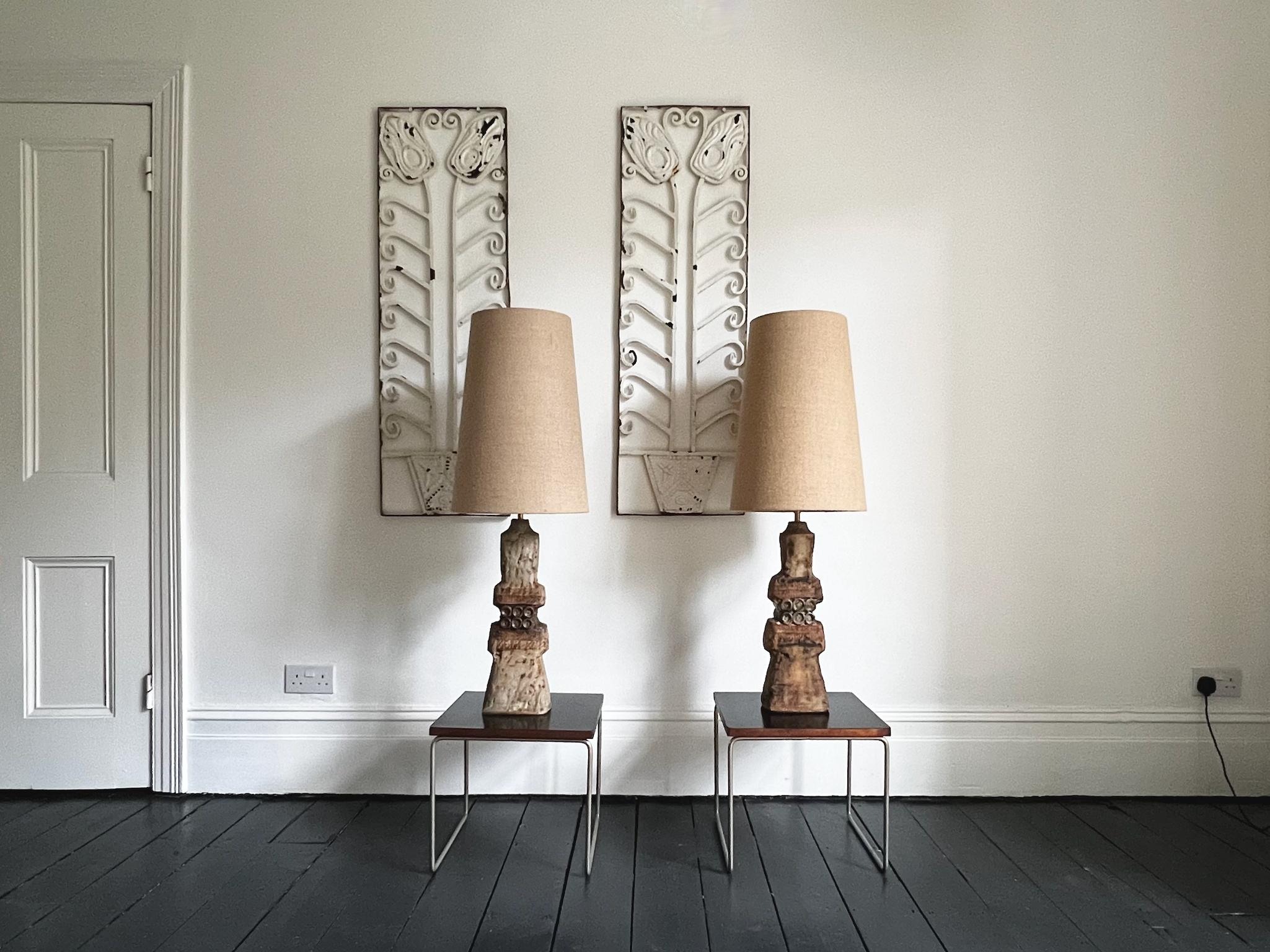 Pair of Wrought Iron Screens with Floral Patterns, early 20th Century, European For Sale 4