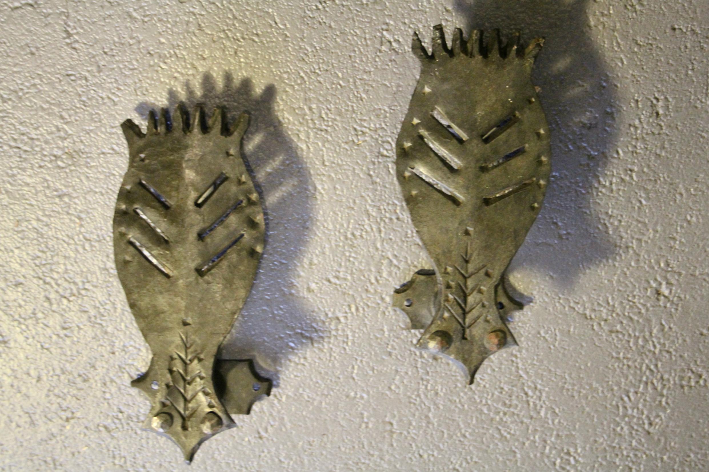 French pair of wrought iron wall sconce For Sale