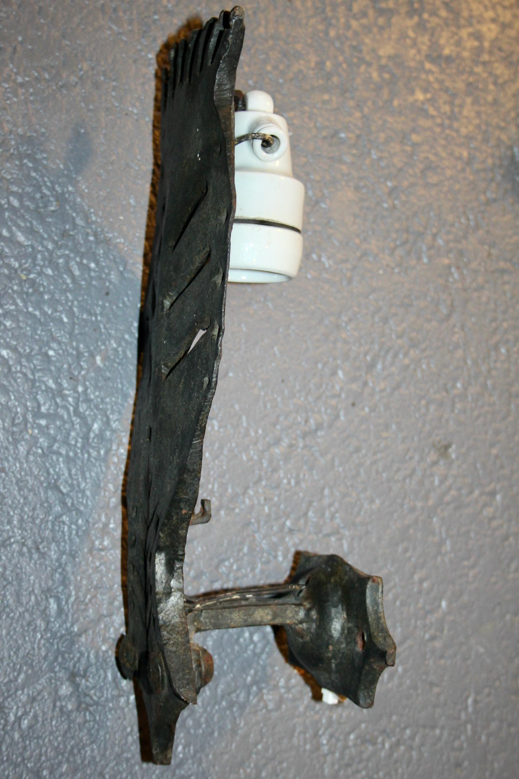 pair of wrought iron wall sconce For Sale 3