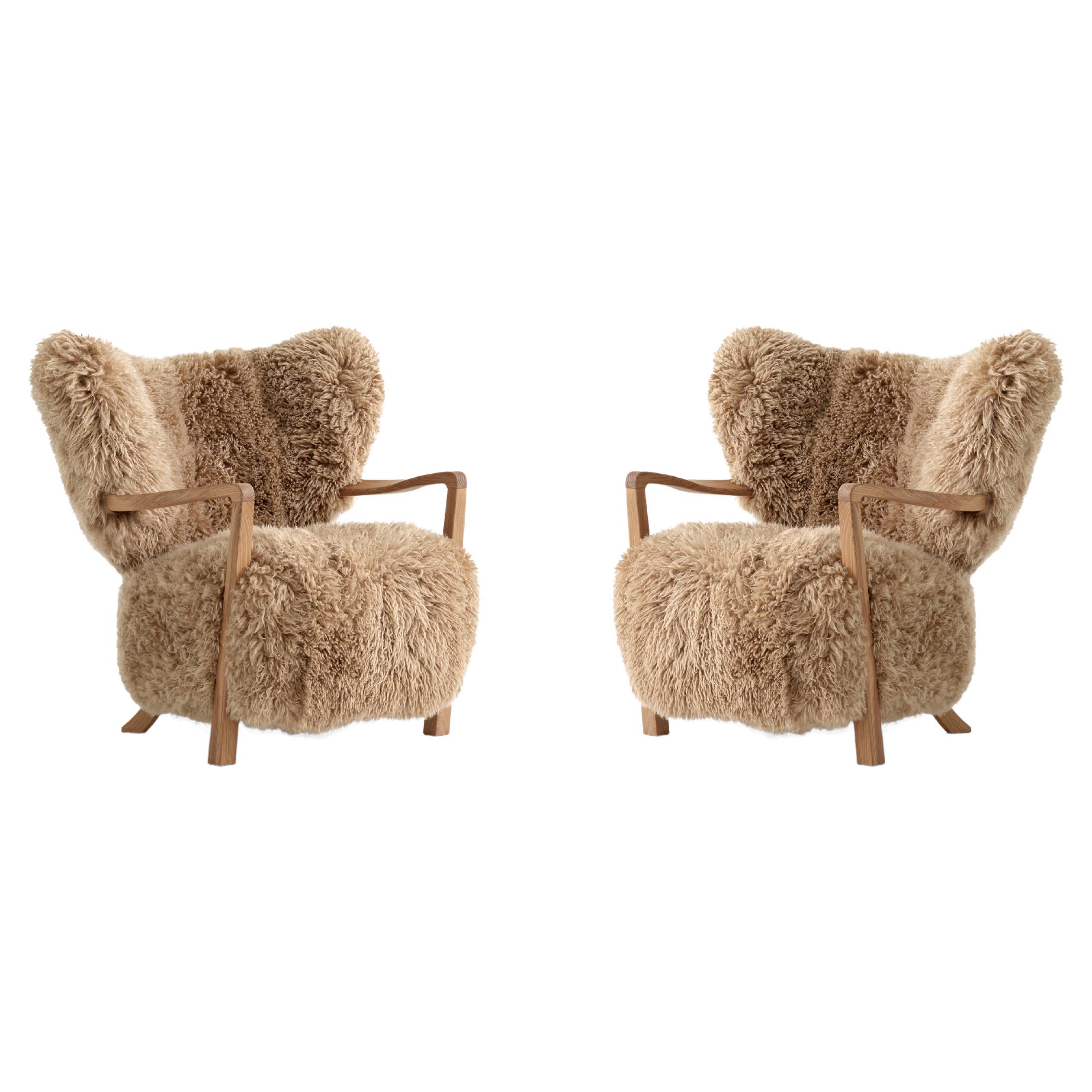 Pair of Wulff ATD2 in Sheepskin / Honey and Oak for & Tradition For Sale