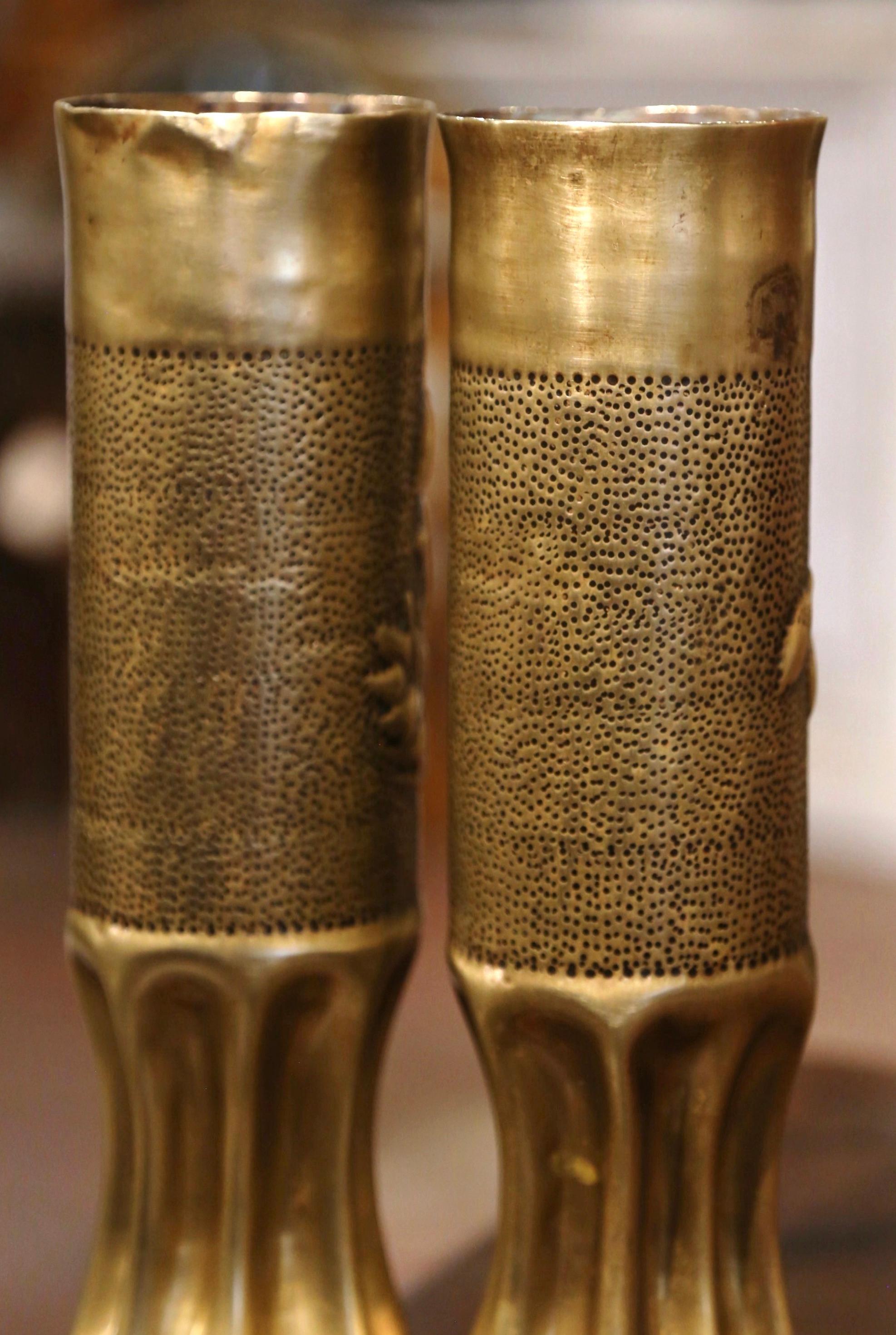 Pair of WW One French Trench Artillery Brass Shell Casings with Foliage Motifs For Sale 1