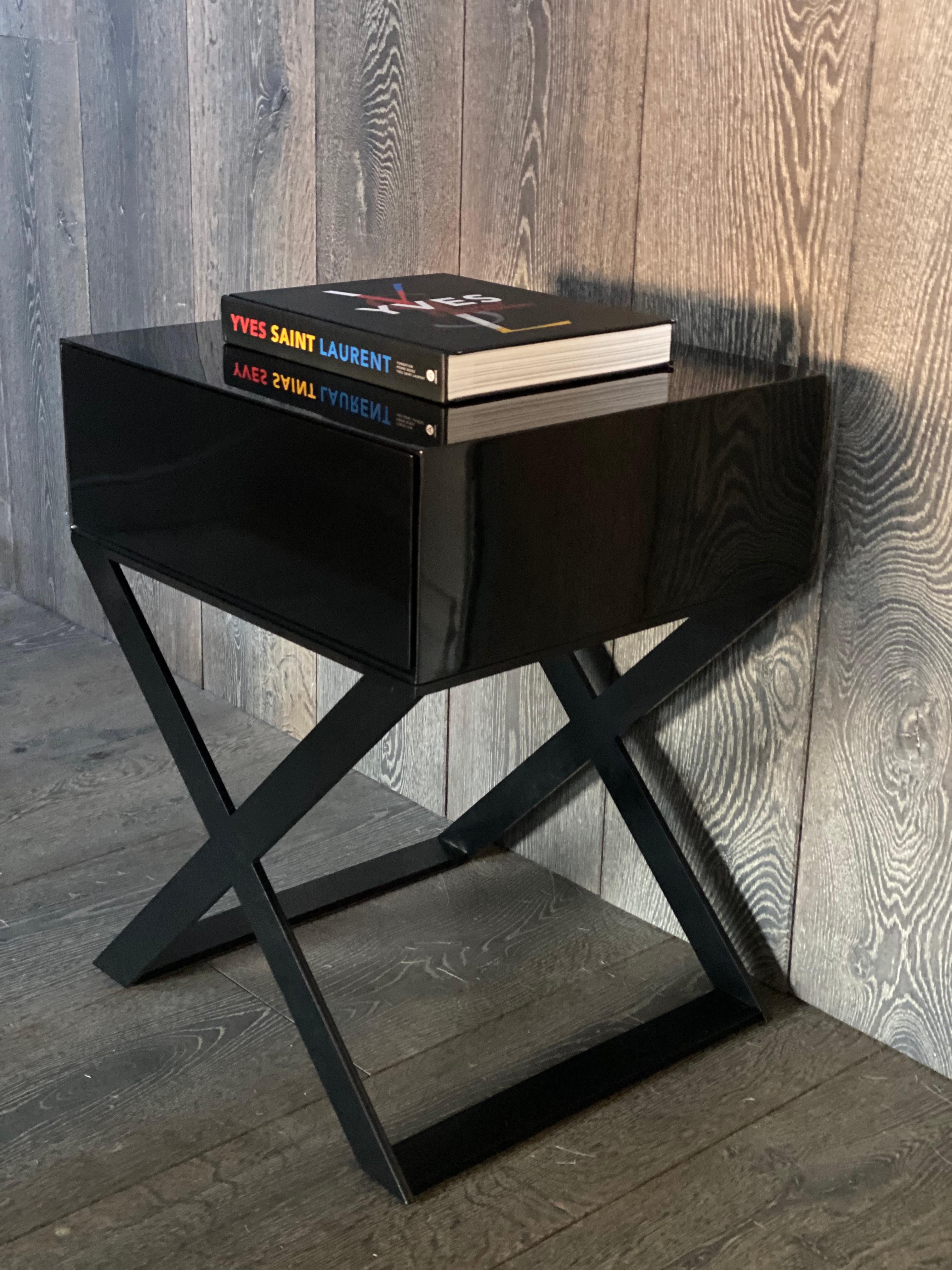 Pair of X-Leg Bedside Table in Black Lacquered and Black Steel Legs For Sale 3