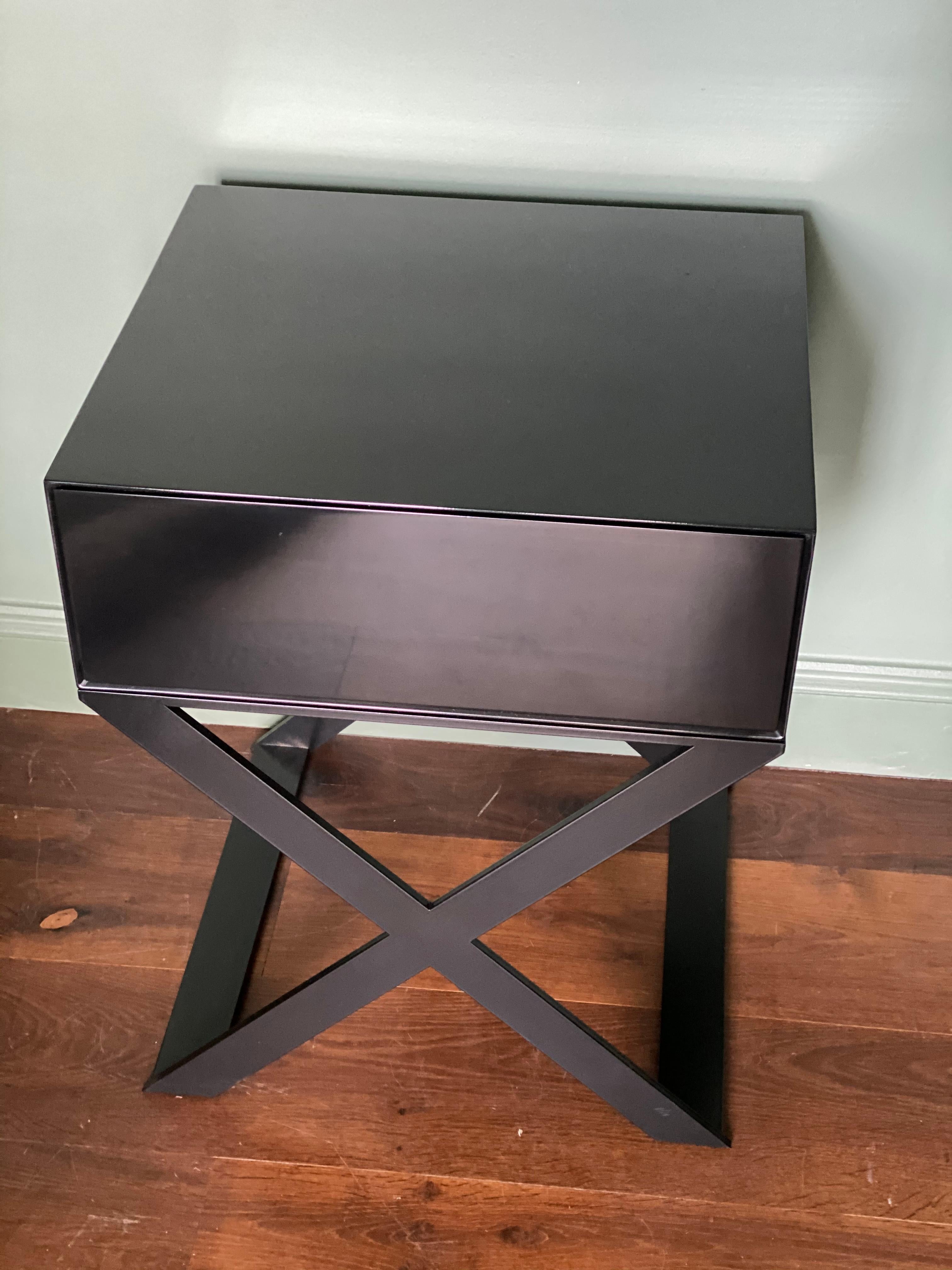 Pair of X-Leg Bedside Table in Black Lacquered and Black Steel Legs For Sale 4