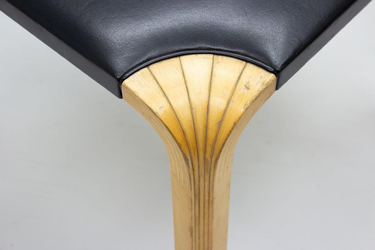 Pair of X601 Stools in Leather & Birch by Alvar Aalto For Sale 5
