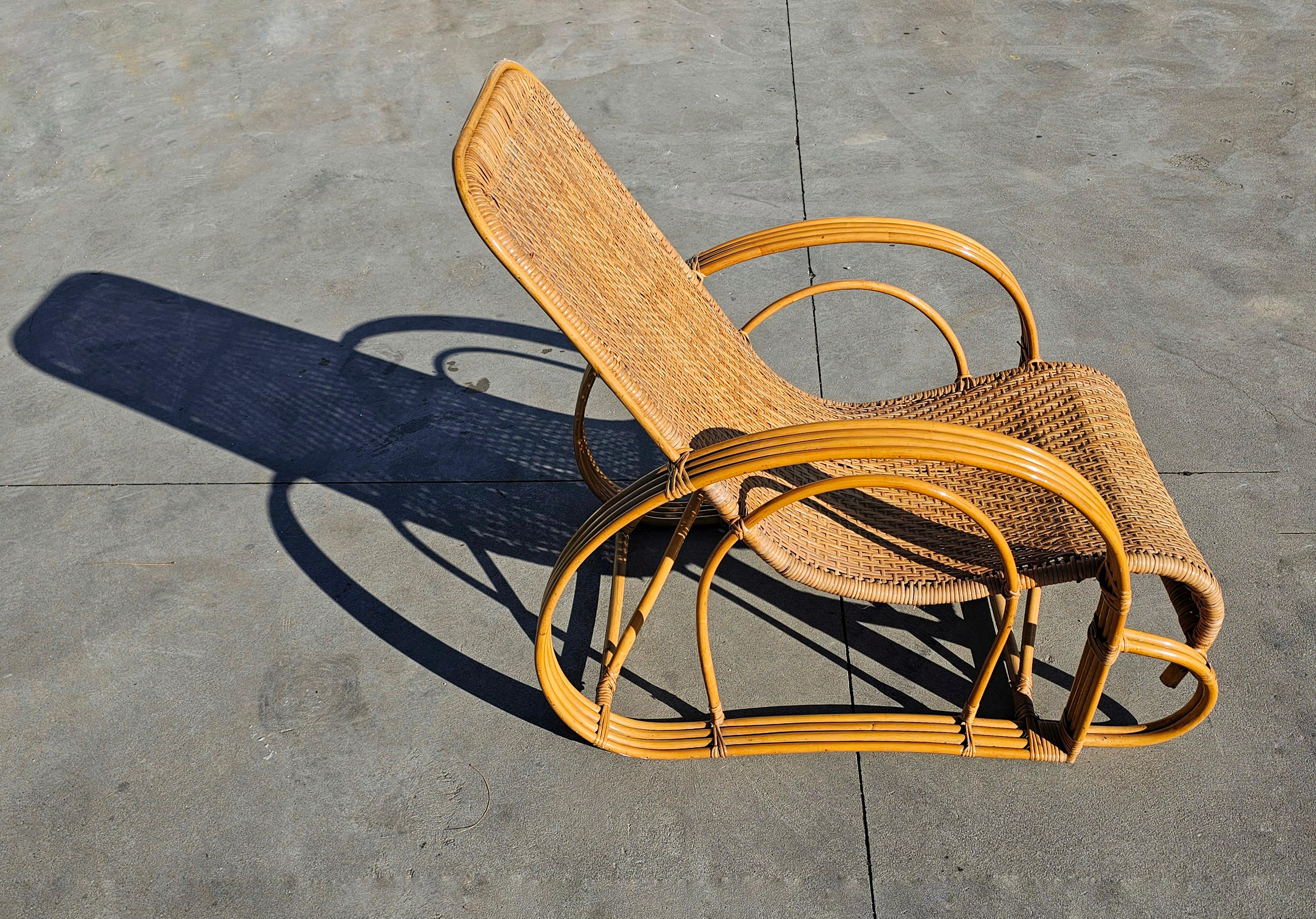 Mid-20th Century Pair of XXL Mid Century Modern Bamboo and Rattan Lounger, Italy 1960s For Sale