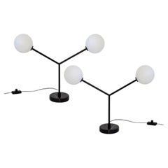 Coppia di lampade da tavolo a Y, Research.Lighting, grandi, vetro da 5 pollici, nero, marmo, LED