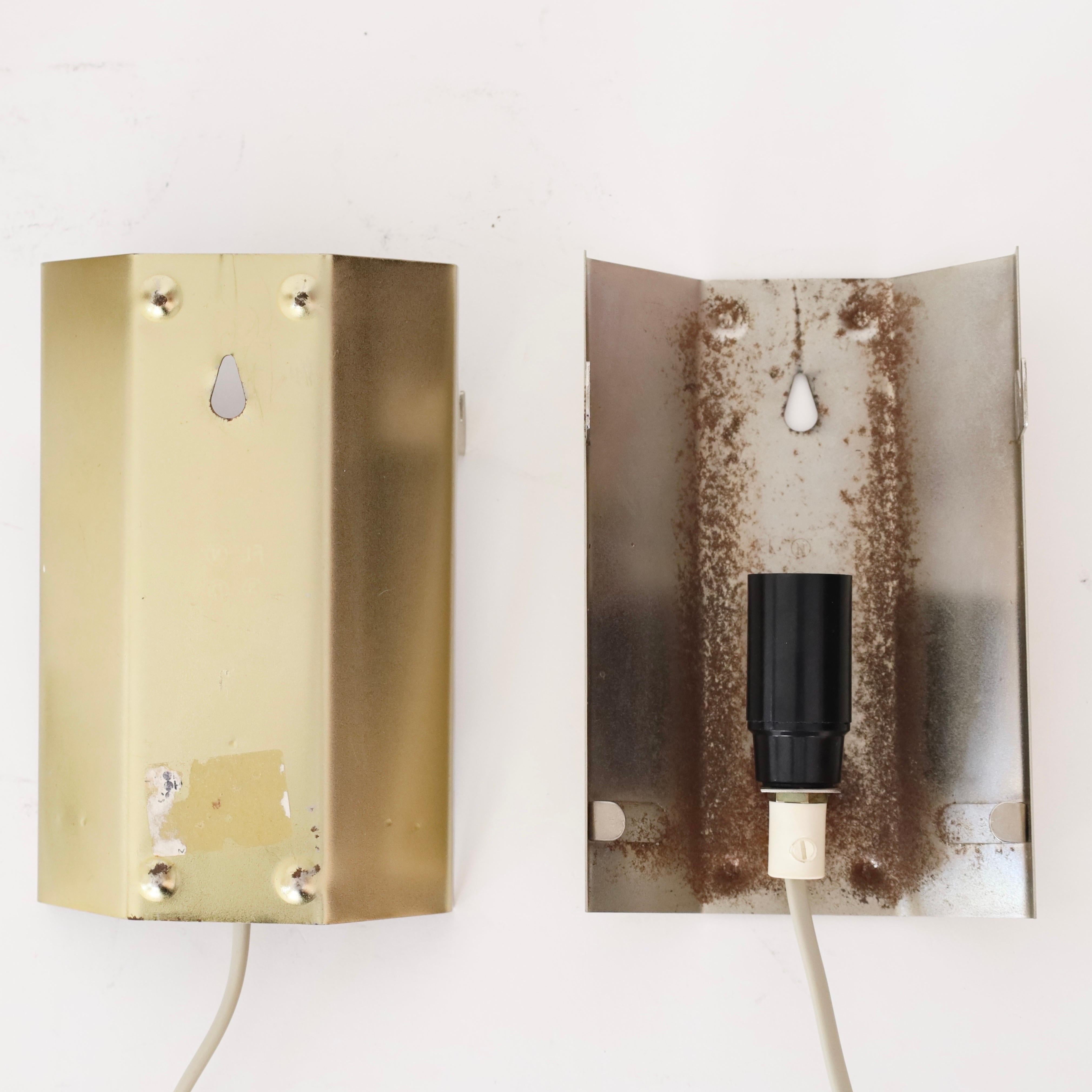 Pair of Yellow and Amber Glass Wall Lamps by Holm Sørensen, 1960s, Denmark For Sale 6
