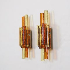 Pareja de lámparas de pared de cristal amarillo y ámbar de Holm Sørensen, años 60, Dinamarca