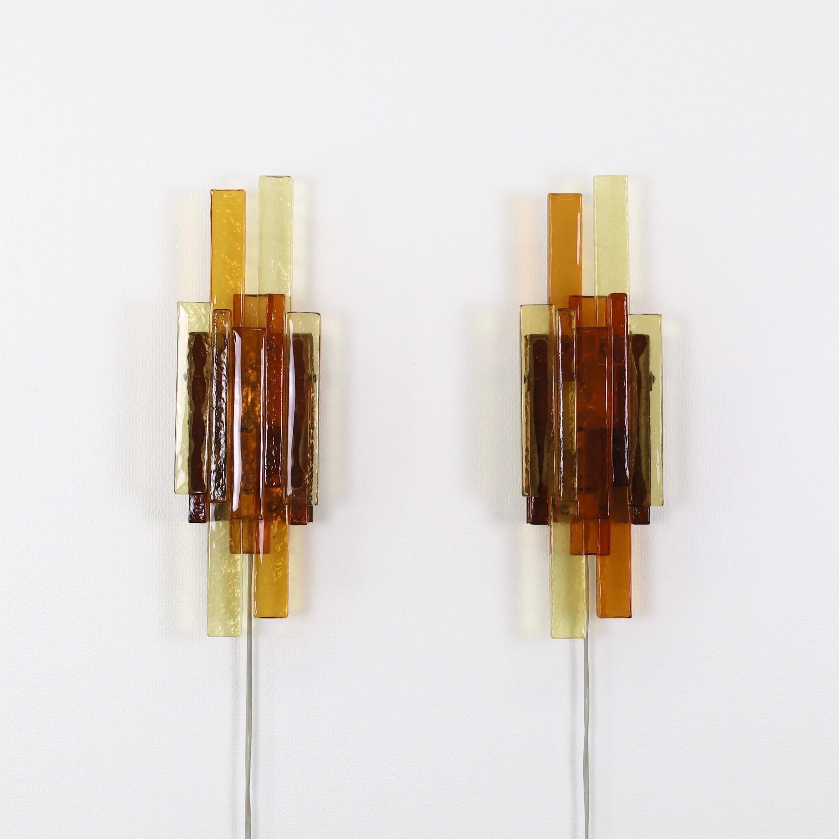 Pair of Yellow and Amber Glass Wall Lamps by Holm Sørensen, 1960s, Denmark In Good Condition For Sale In Værløse, DK