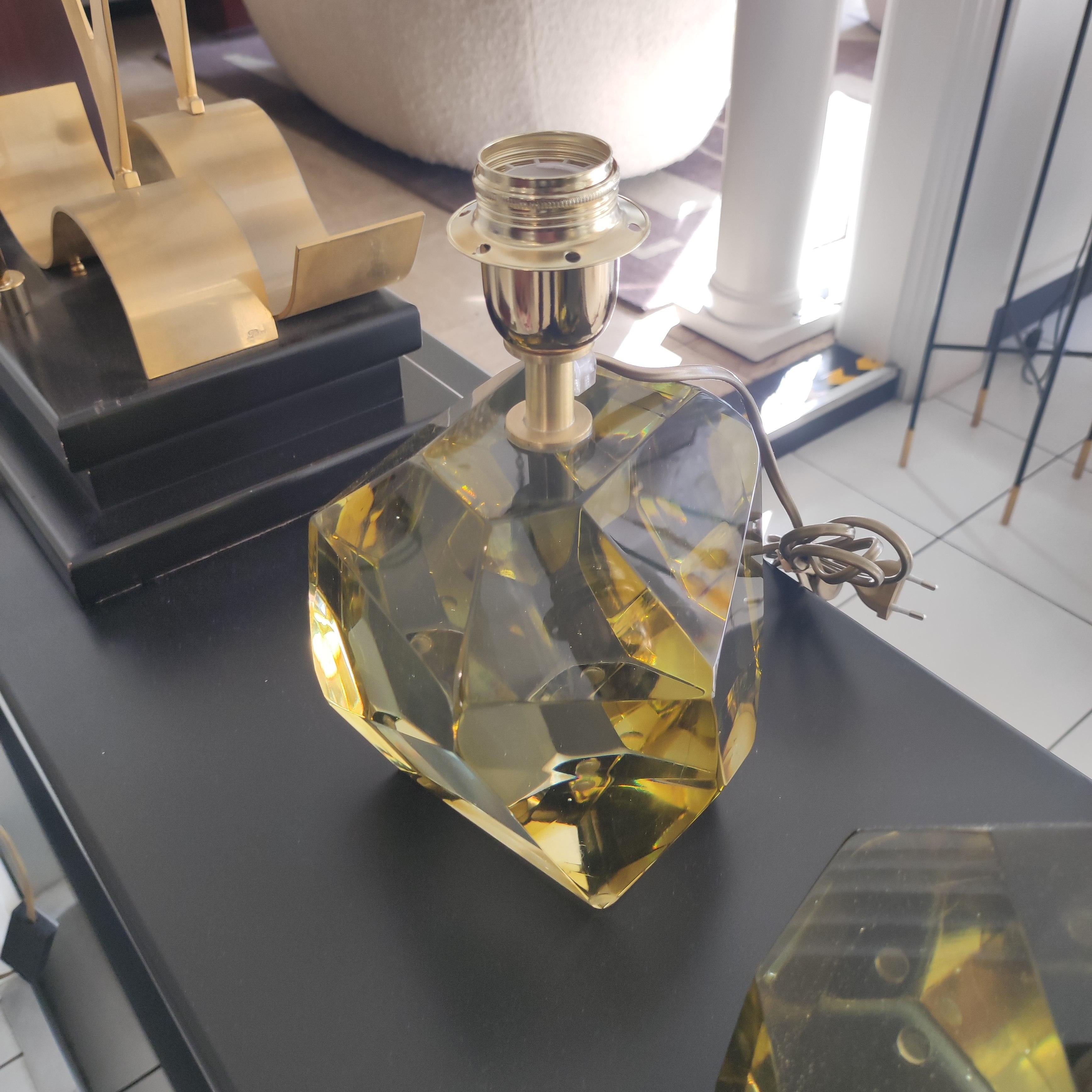 Pair of yellow Crystal Faceted Table Lamps For Sale 5