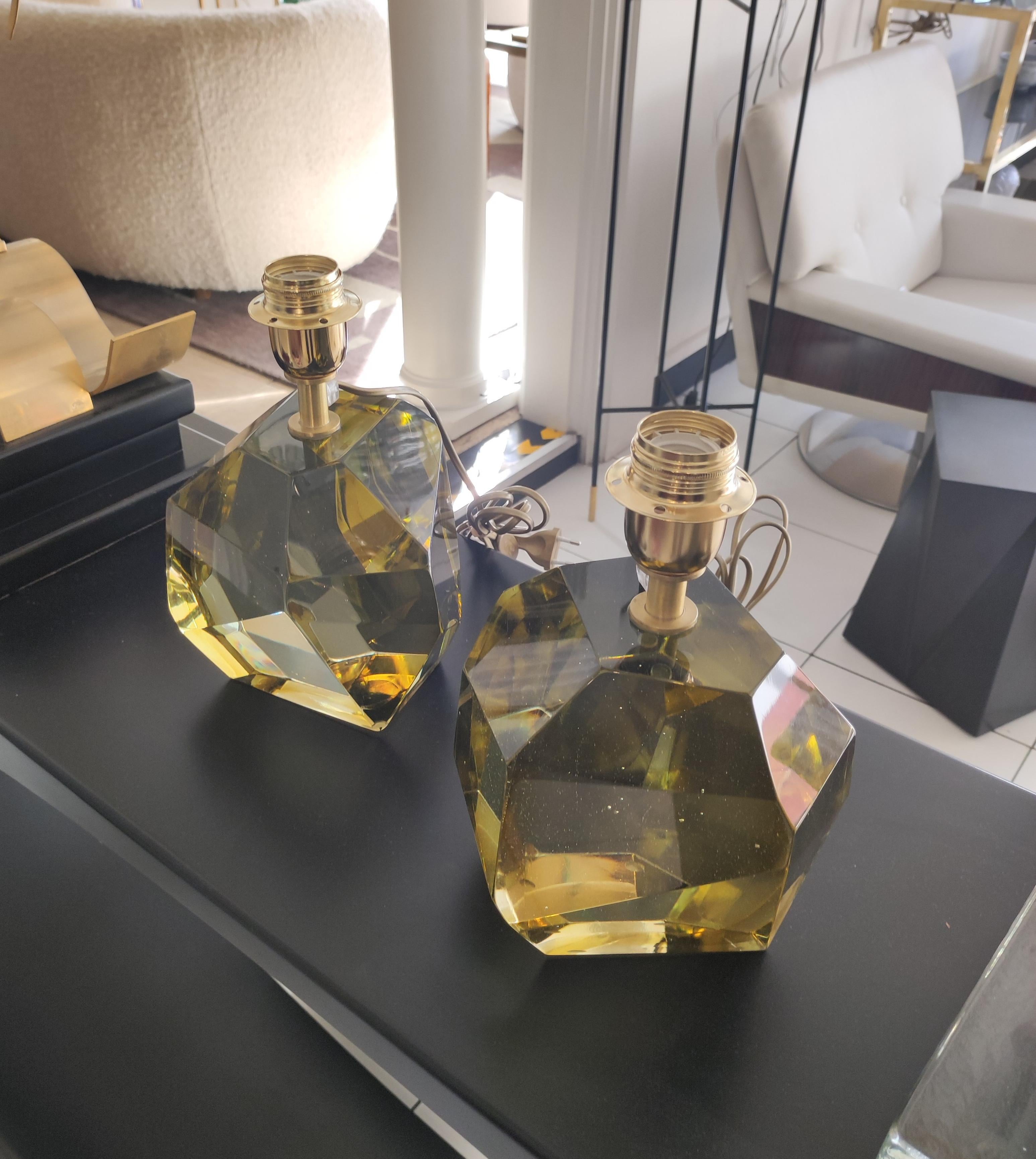 Pair of yellow Crystal Faceted Table Lamps For Sale 7